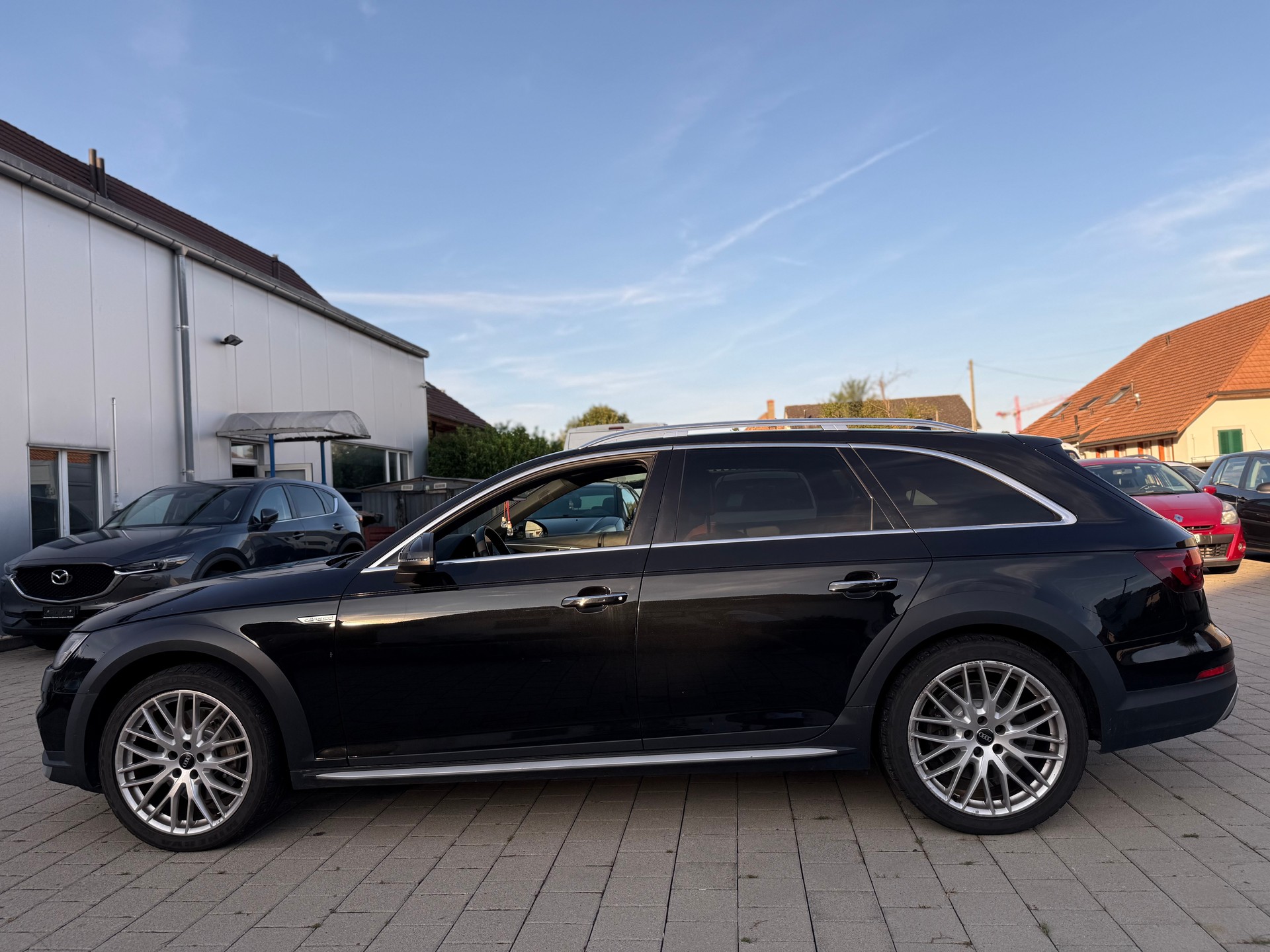 AUDI A4 allroad 2.0 TFSI quattro S-tronic-image-9