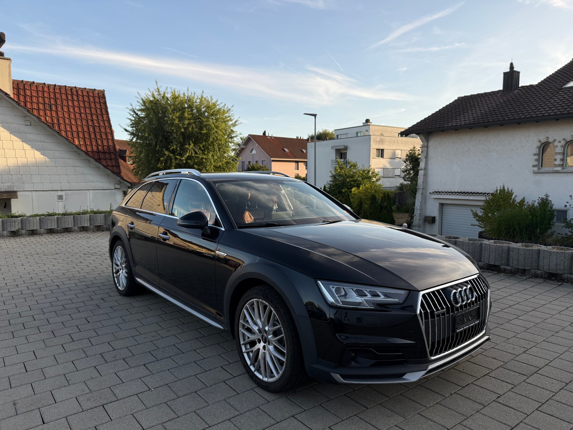 AUDI A4 allroad 2.0 TFSI quattro S-tronic-image-1