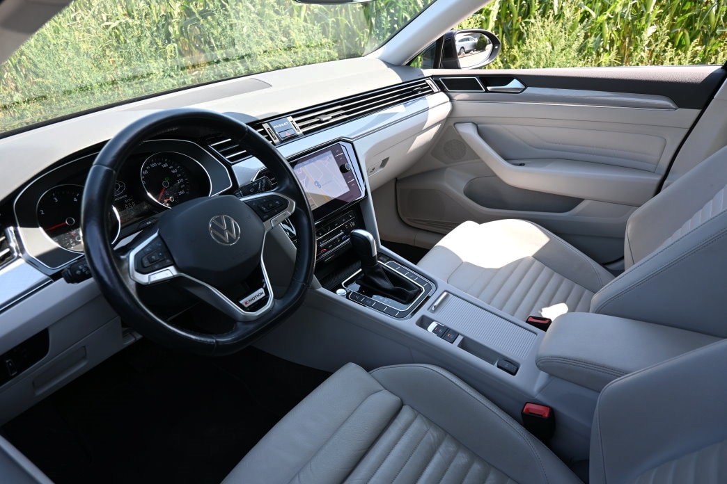 VW Passat 2.0 TDI BMT Business 4Motion DSG-image-6