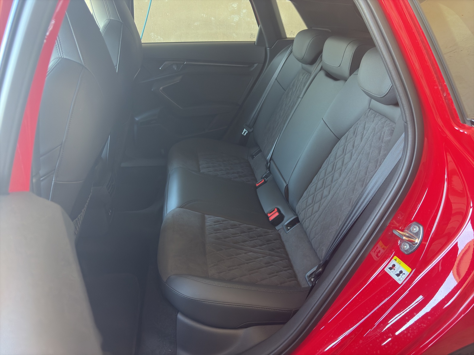 AUDI RS3 Sportback 2.5 TFSI quattro S-Tronic-image-7