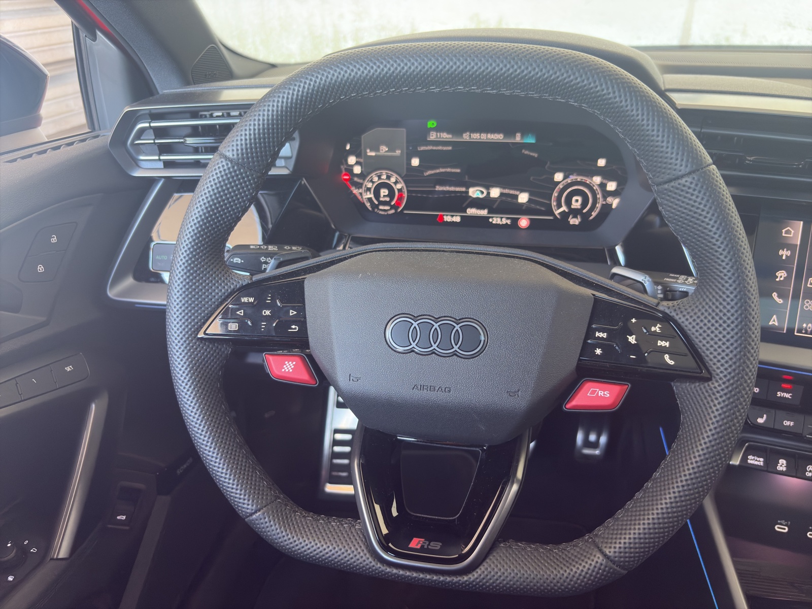 AUDI RS3 Sportback 2.5 TFSI quattro S-Tronic-image-11