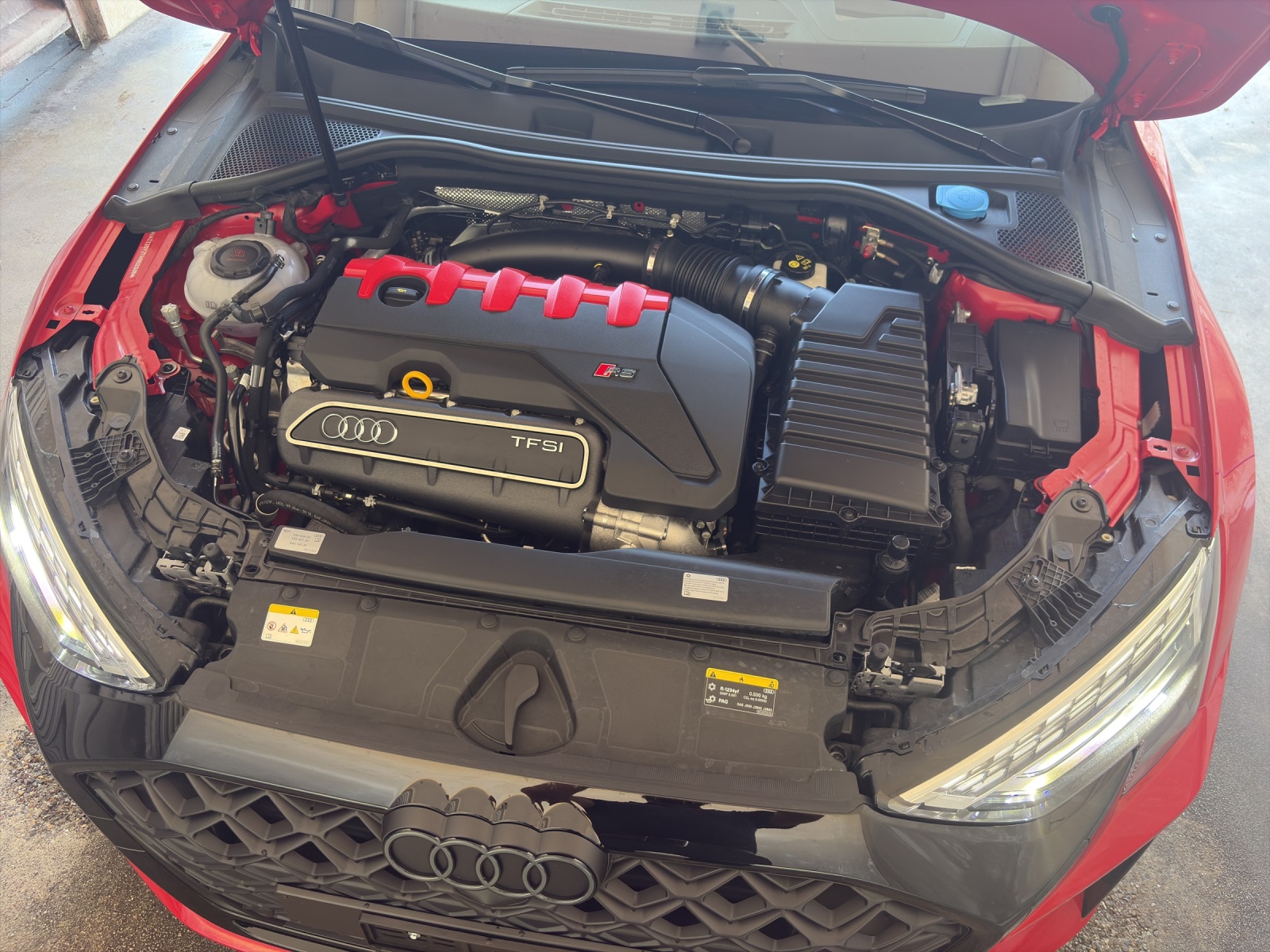 AUDI RS3 Sportback 2.5 TFSI quattro S-Tronic-image-18