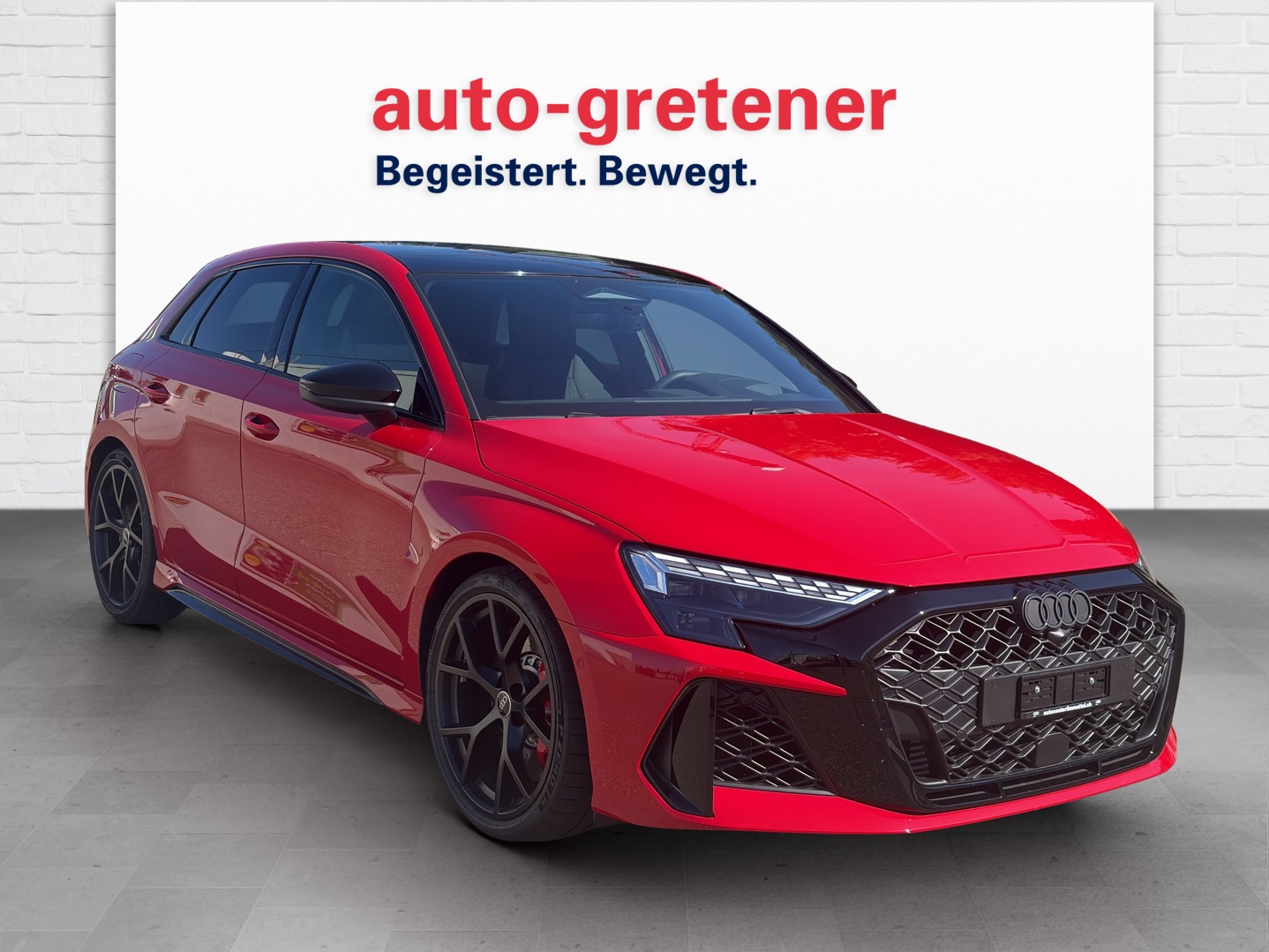 AUDI RS3 Sportback 2.5 TFSI quattro S-Tronic-image-3