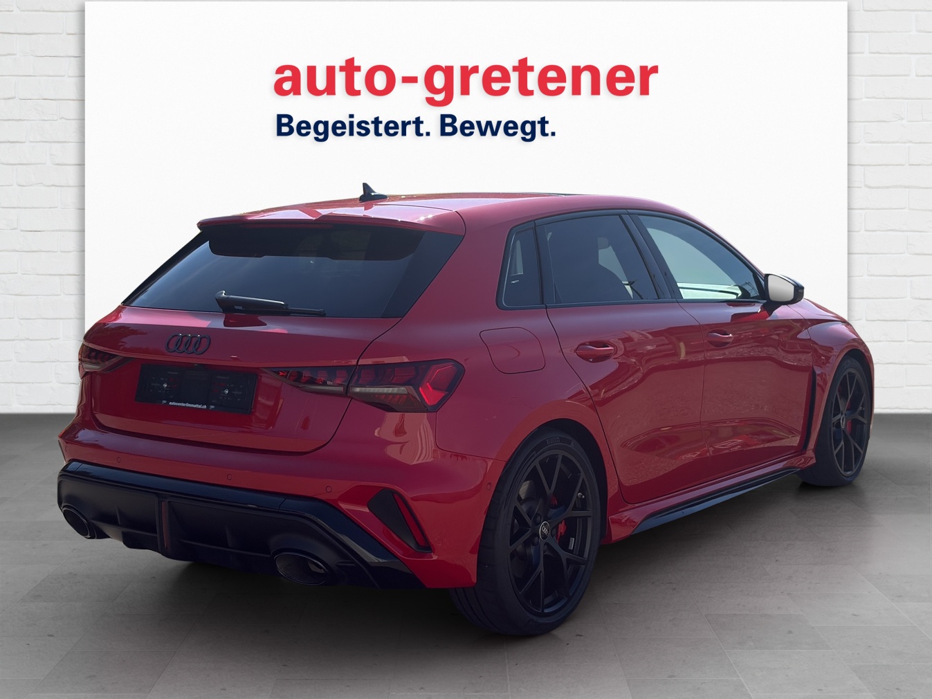 AUDI RS3 Sportback 2.5 TFSI quattro S-Tronic-image-2