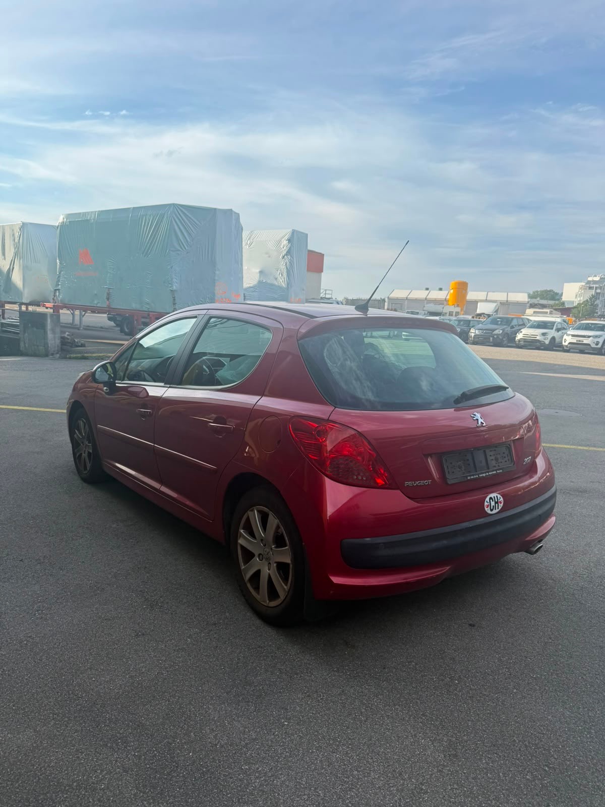 PEUGEOT 207 1.6 HDI Sport-image-4
