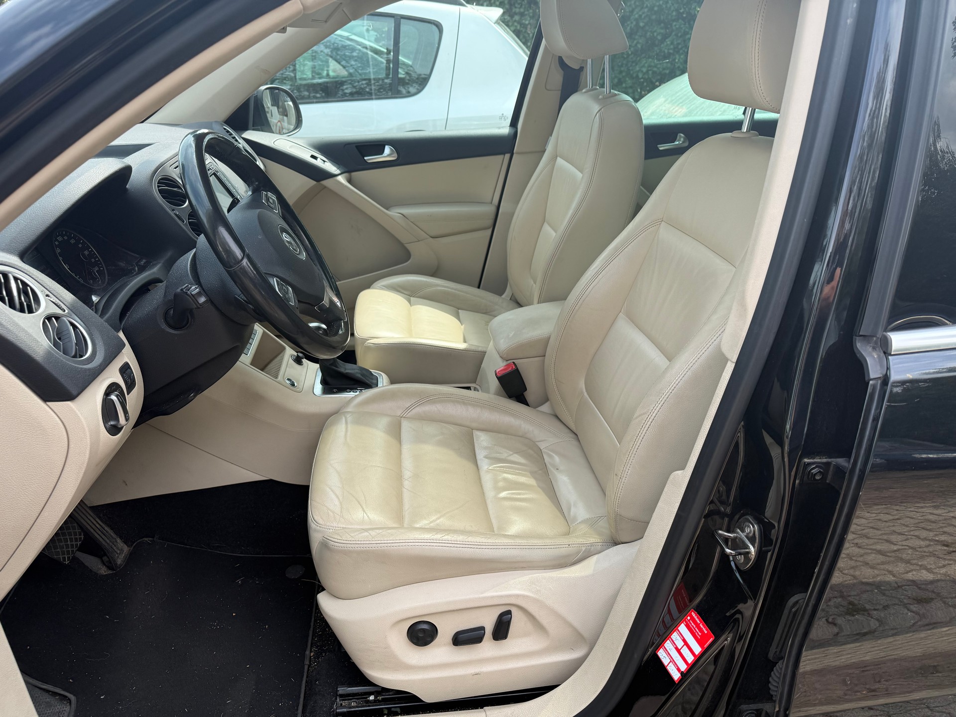 VW Tiguan 2.0 TSI Sport&Style DSG-image-9