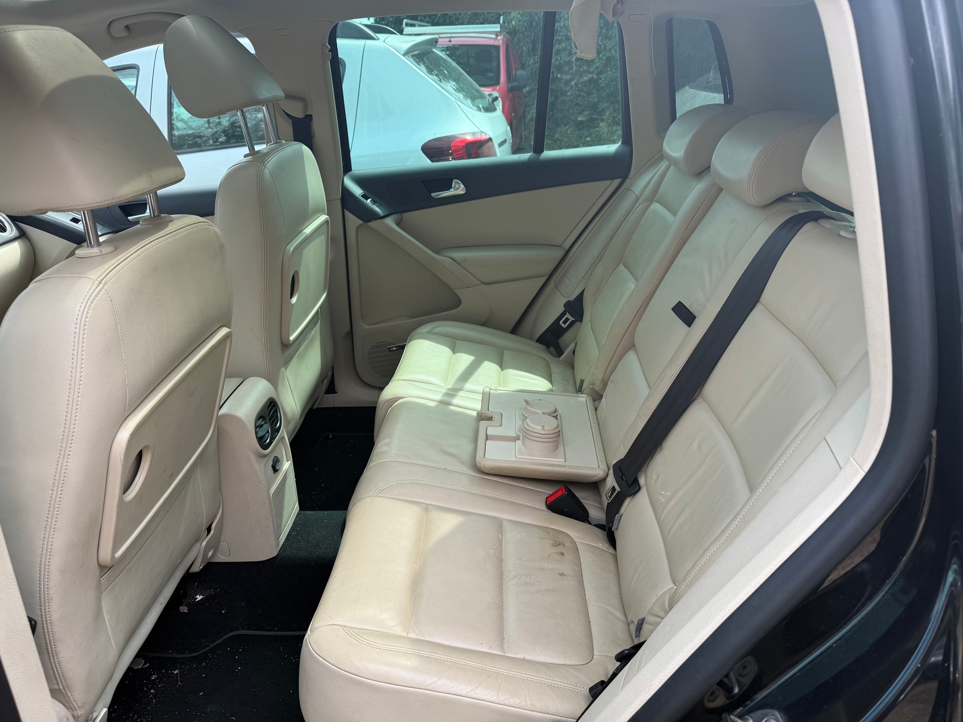 VW Tiguan 2.0 TSI Sport&Style DSG-image-6