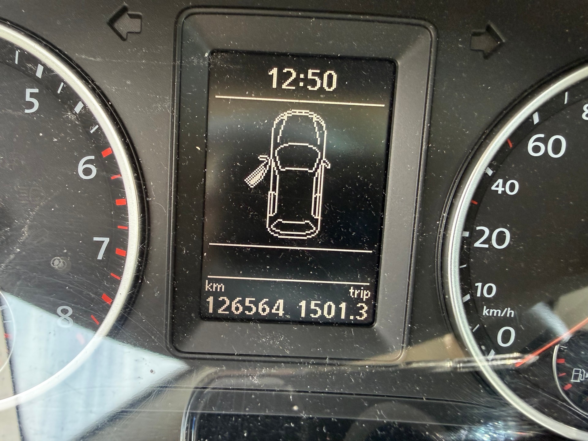 VW Tiguan 2.0 TSI Sport&Style DSG-image-11
