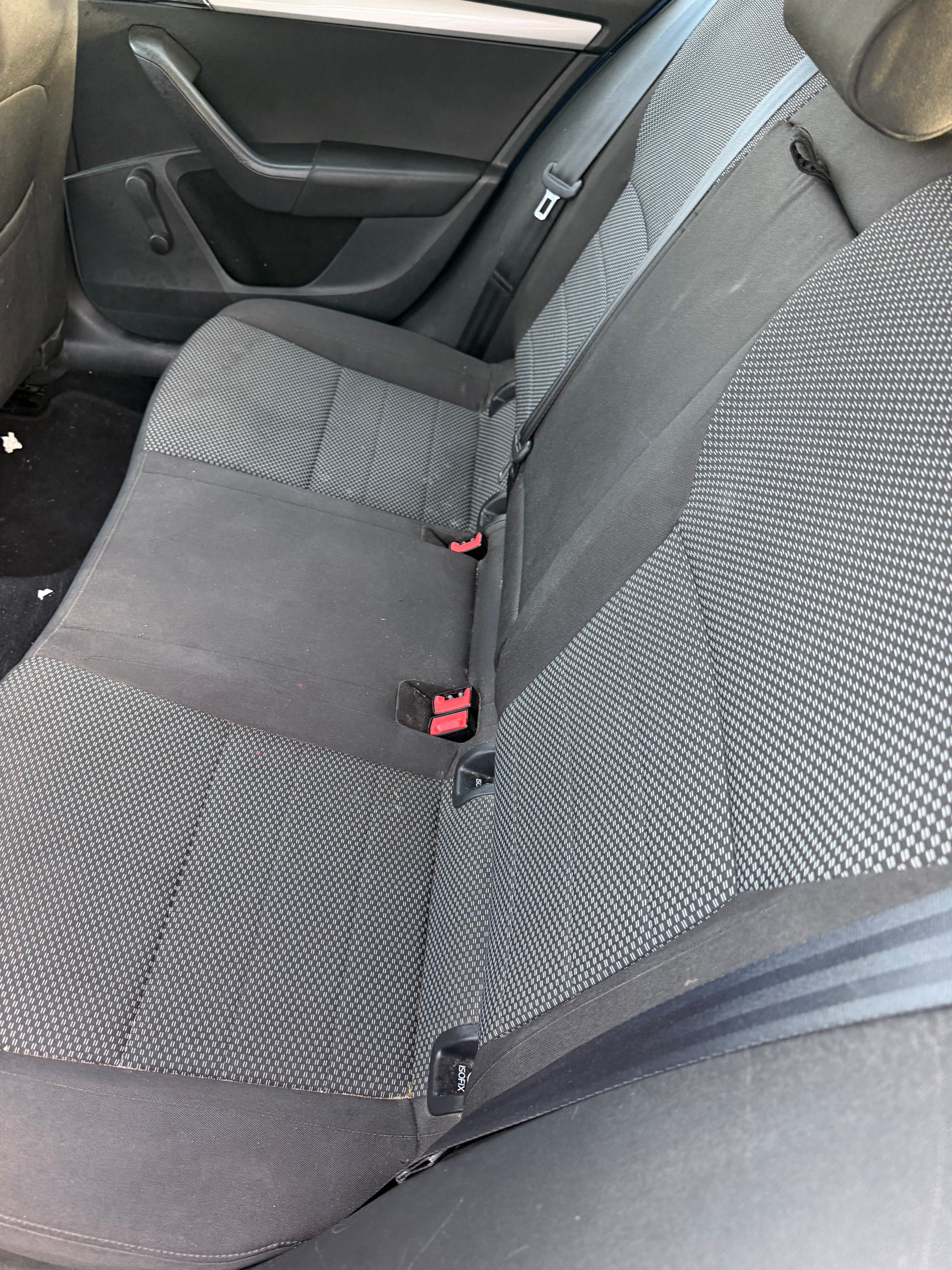 SKODA Octavia Combi 1.6 TDI Fresh 4x4-image-8