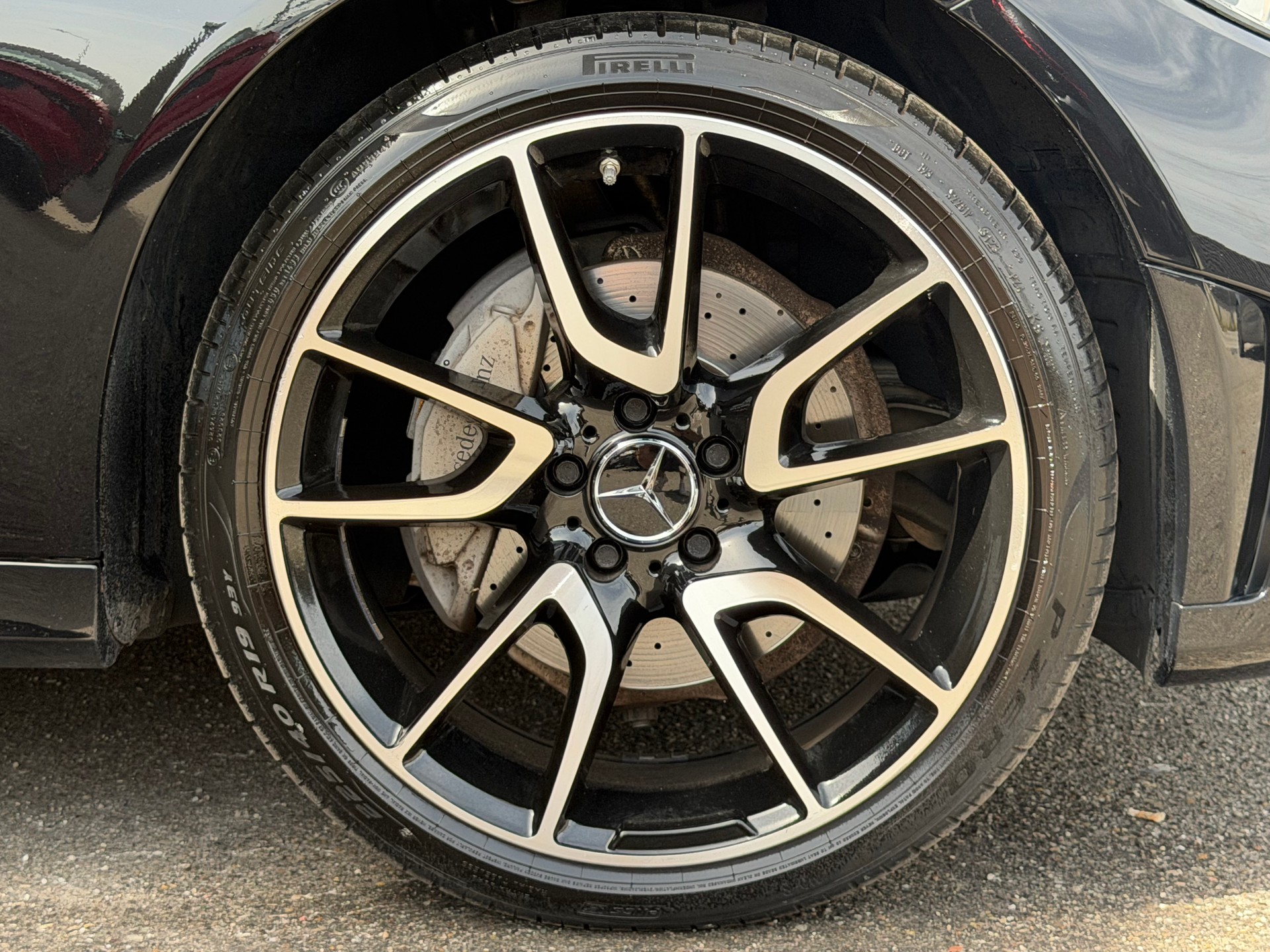 MERCEDES-BENZ C 200 AMG Line 4Matic 9G-Tronic-image-5