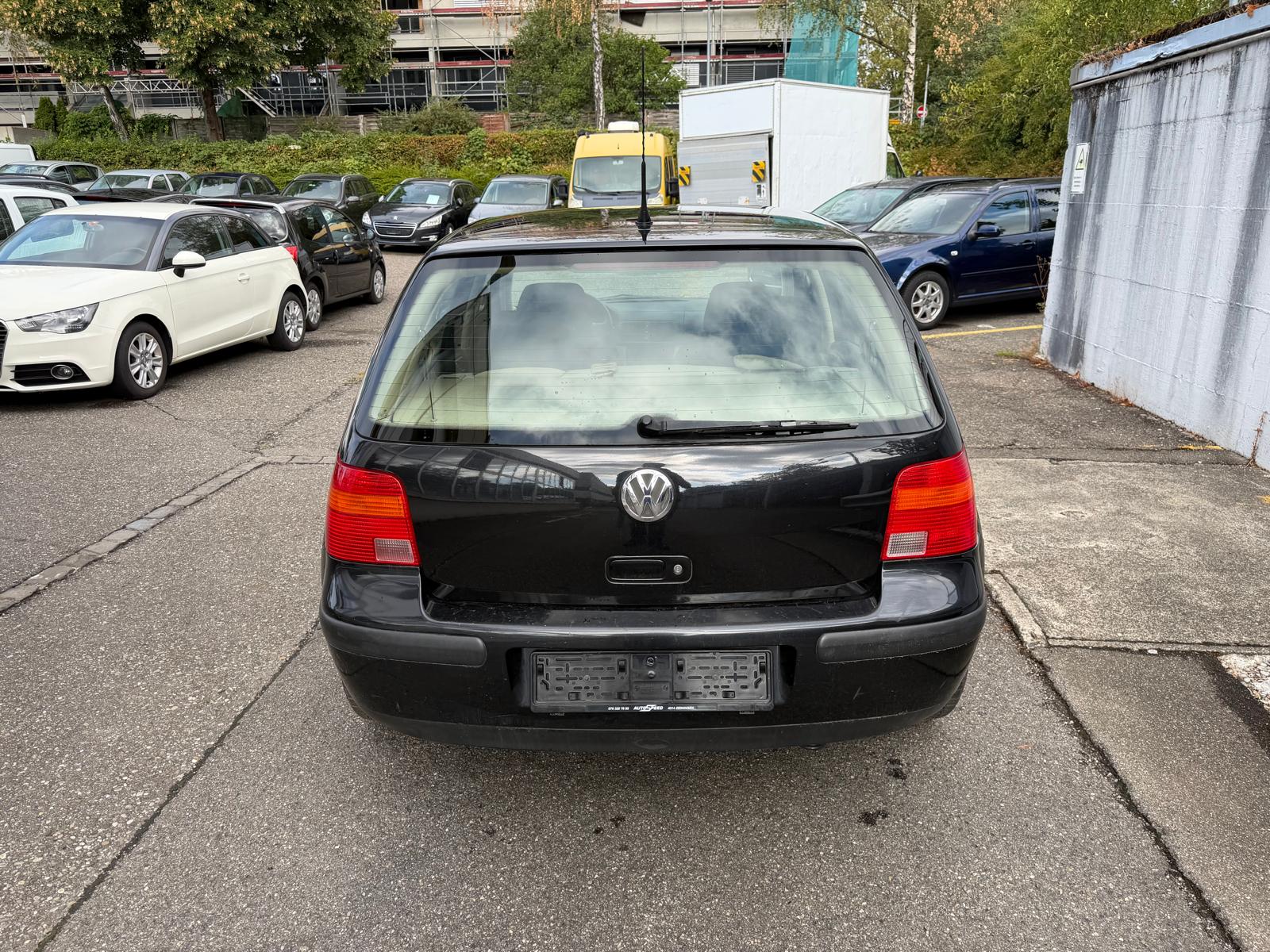 VW Golf 2.0-image-5