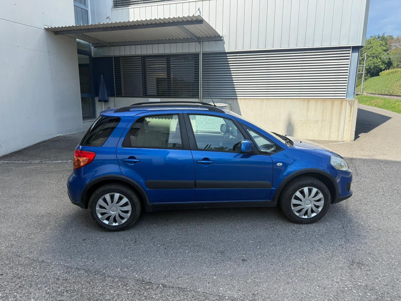 SUZUKI 1.6 16V GL 4WD-image-2