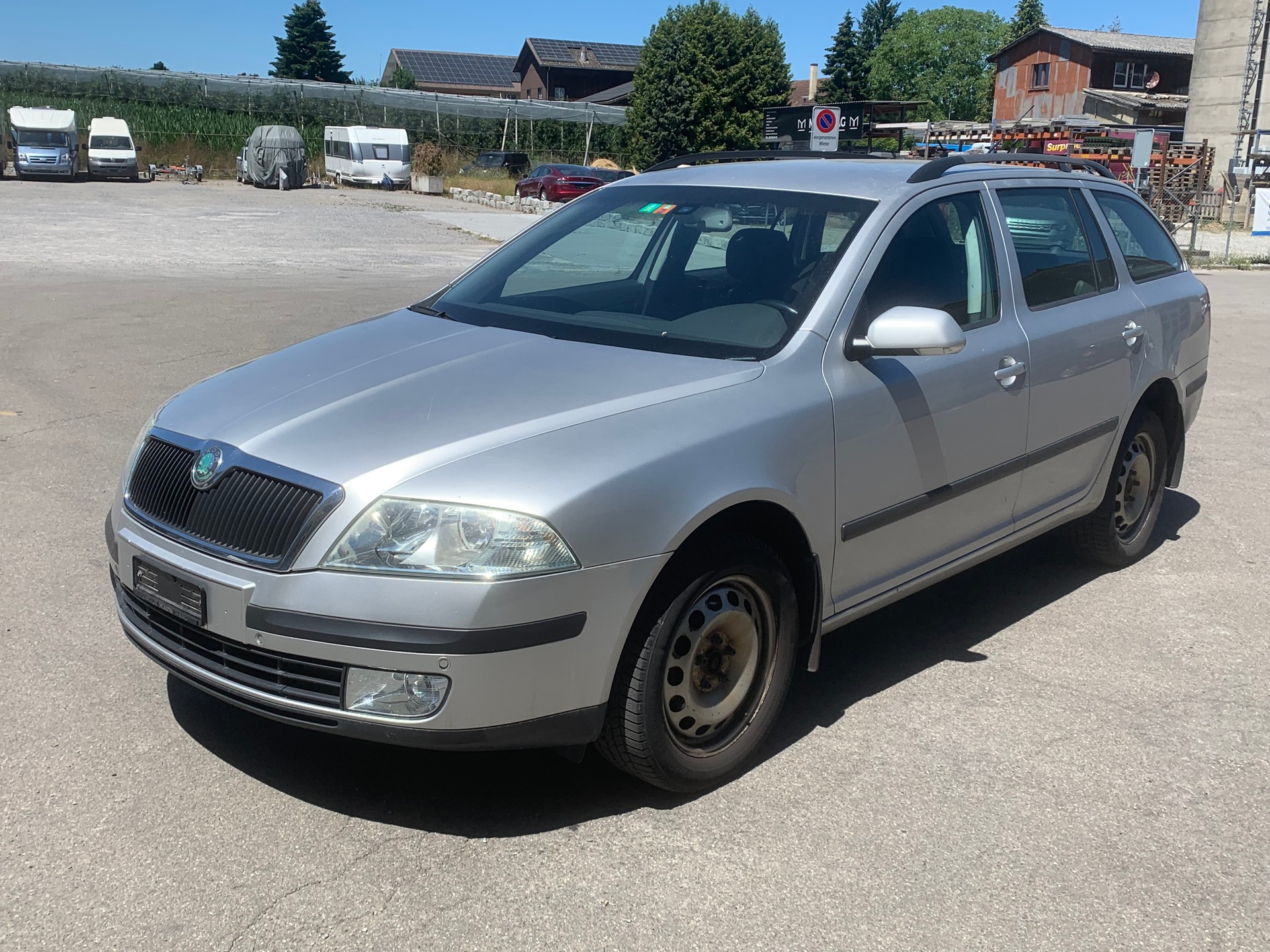 SKODA Octavia 1.9 TDI Adventure 4x4-image-1