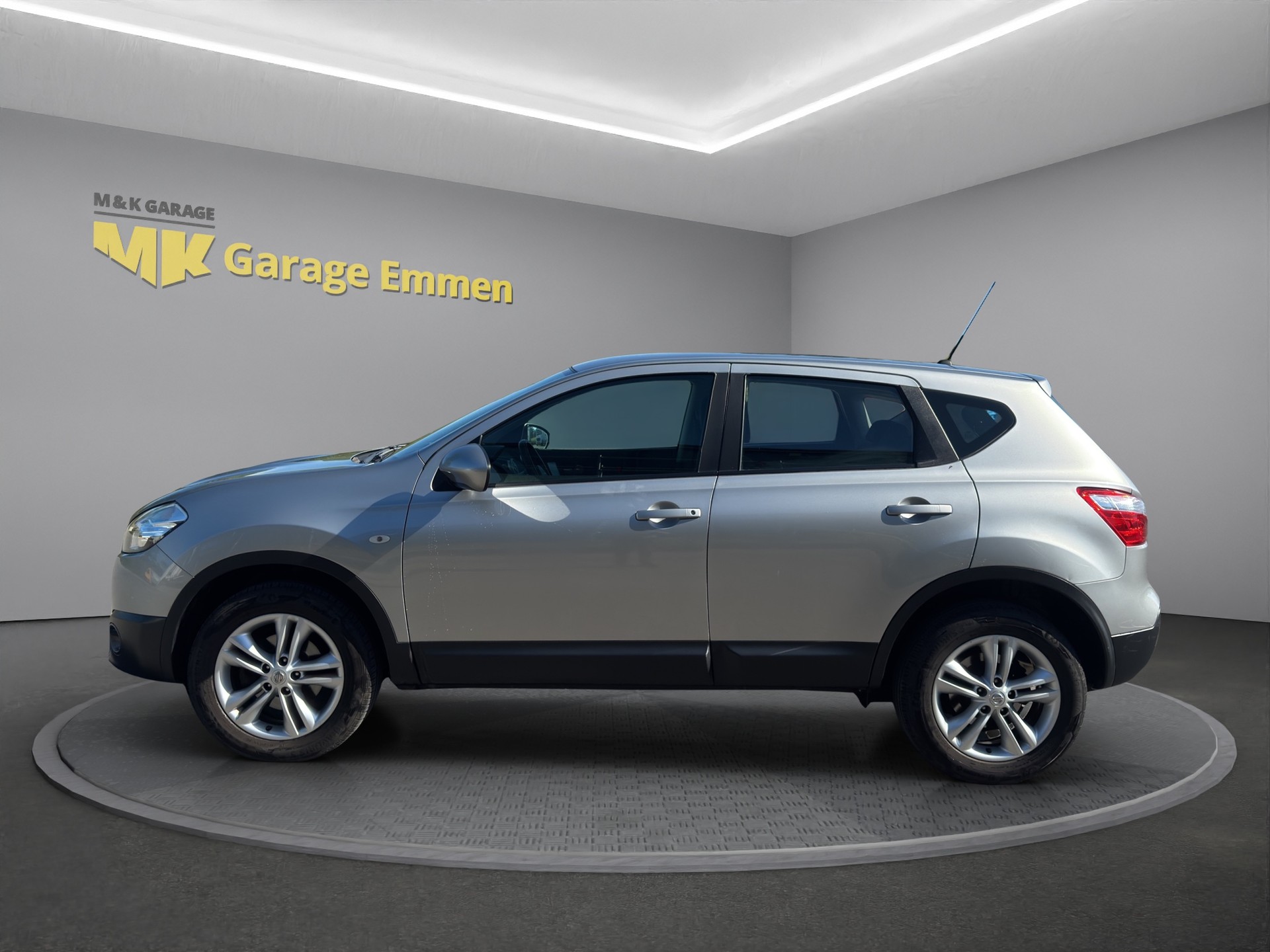 NISSAN Qashqai 2.0 dCi 4WD acenta Automatic-image-1