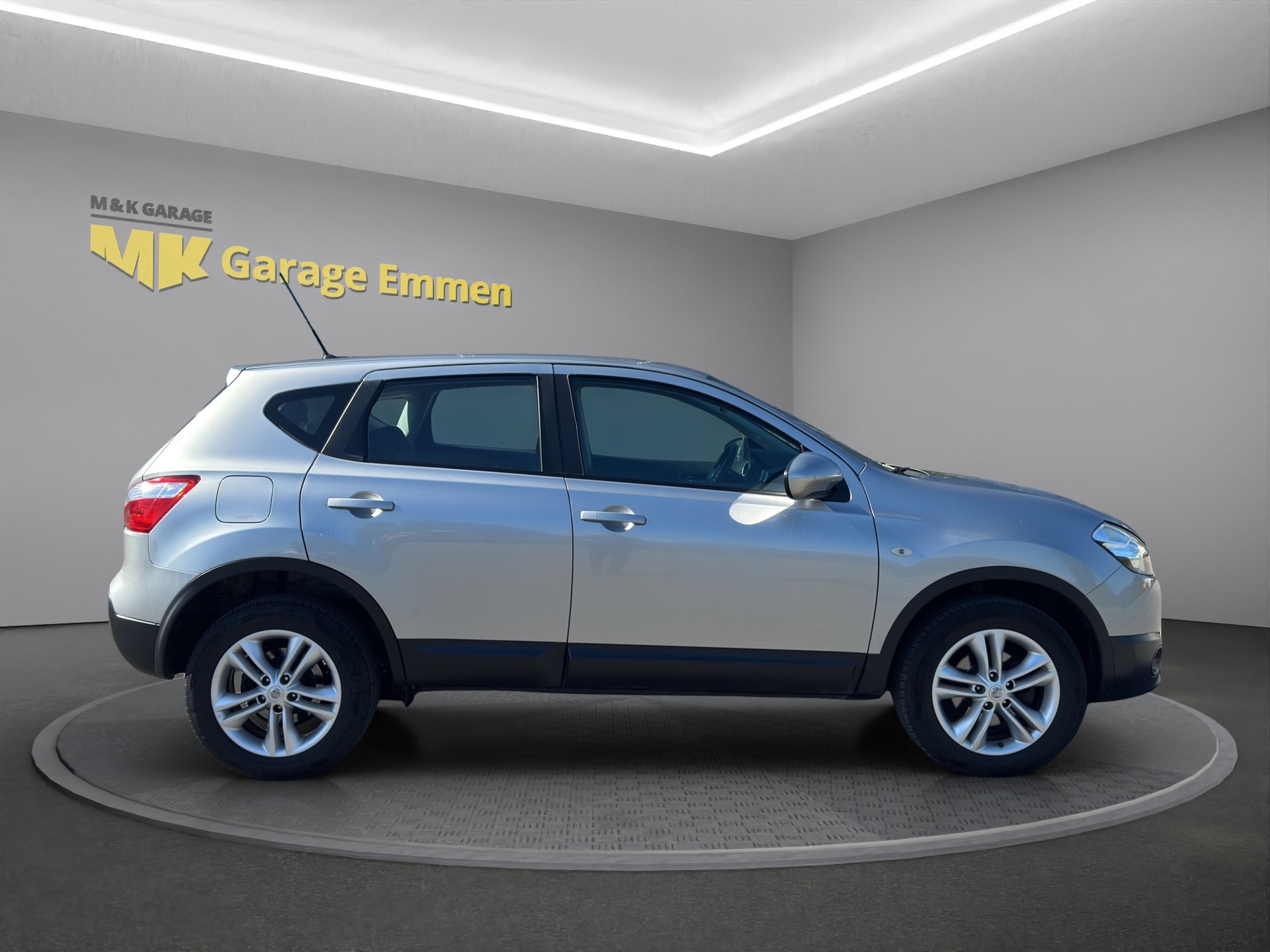NISSAN Qashqai 2.0 dCi 4WD acenta Automatic-image-5