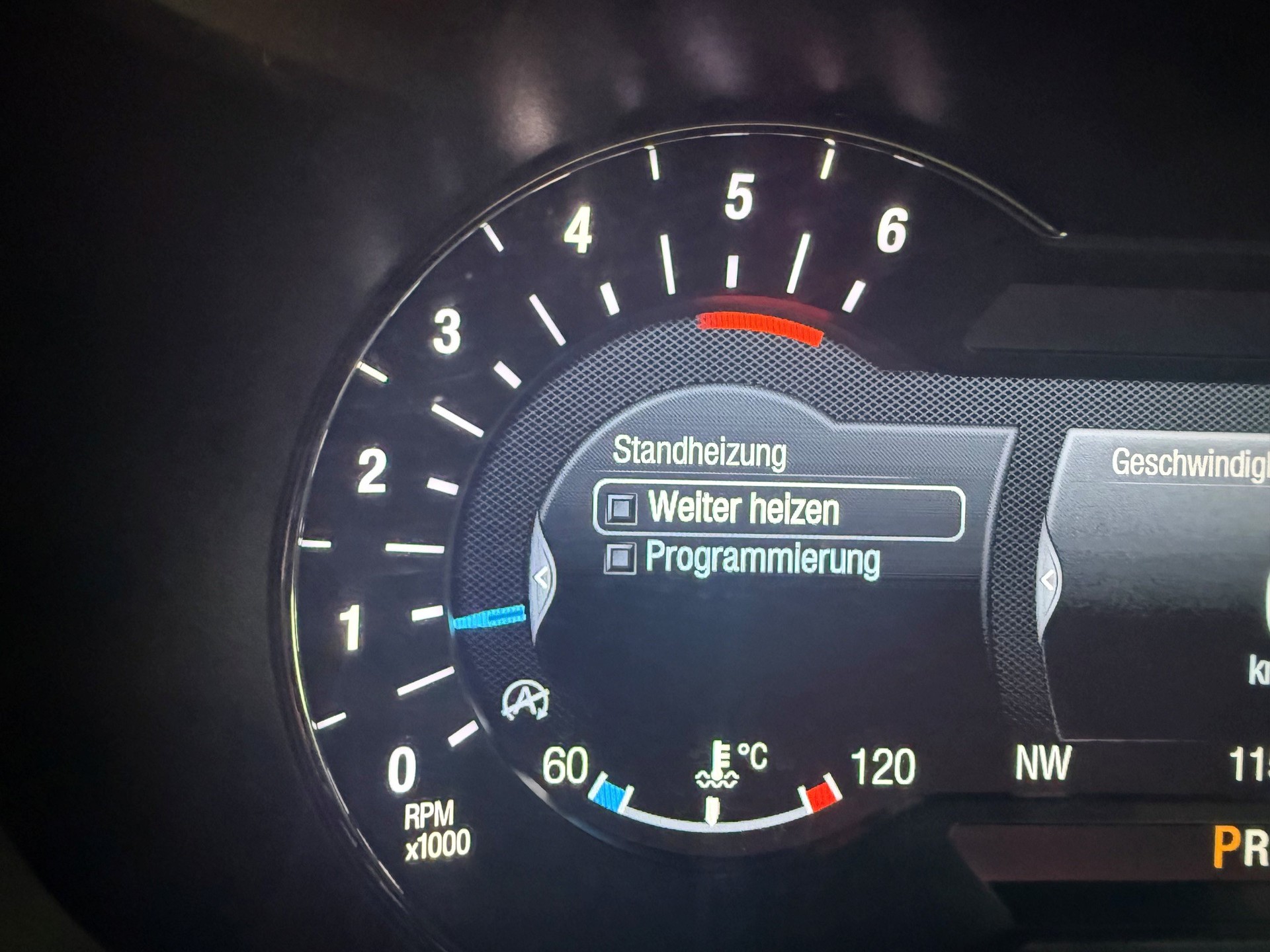 FORD Galaxy 2.0 TDCi Titanium AWD Automatic-image-8