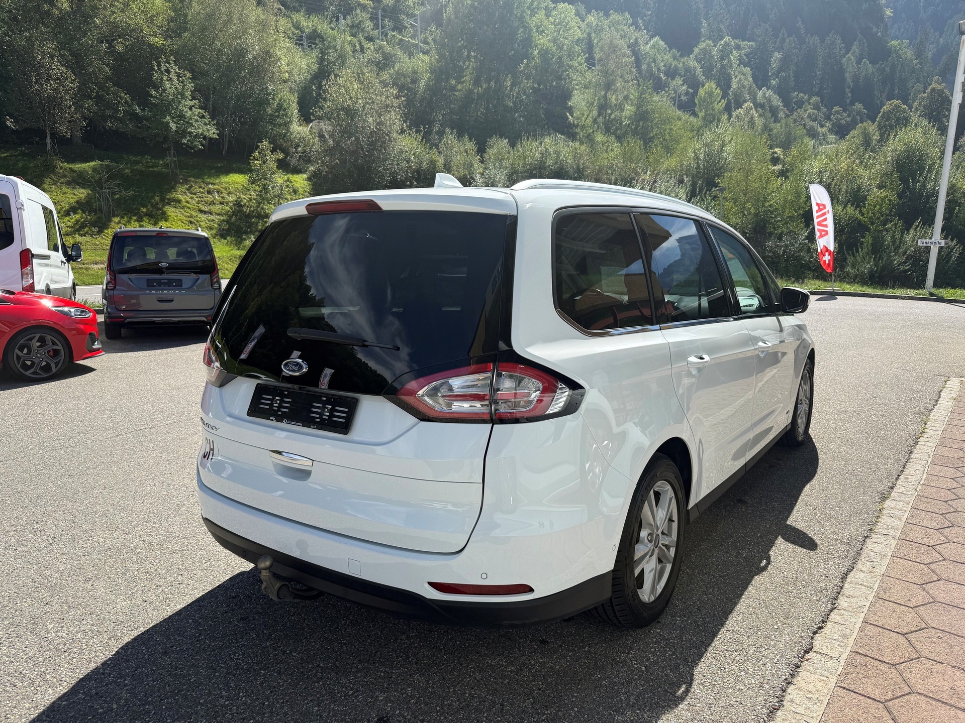 FORD Galaxy 2.0 TDCi Titanium AWD Automatic-image-3
