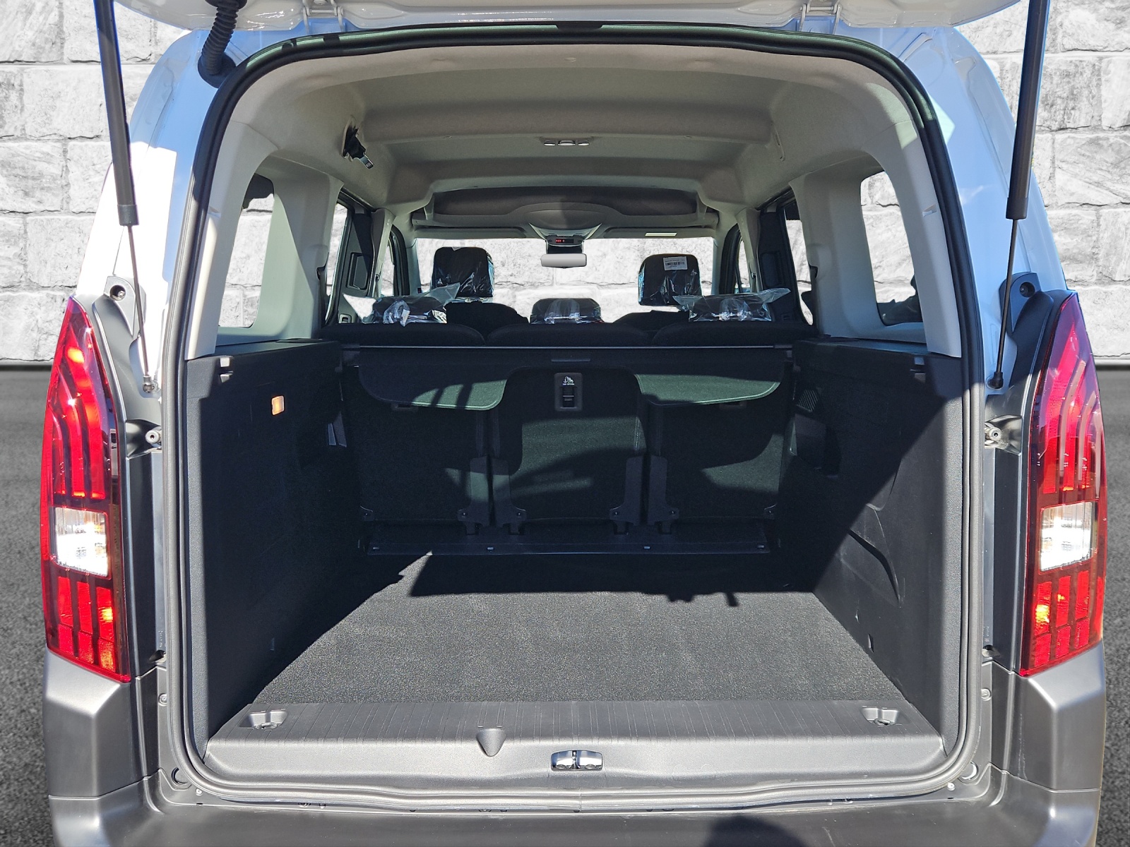 PEUGEOT Rifter Long Elektro 136 GT-image-12
