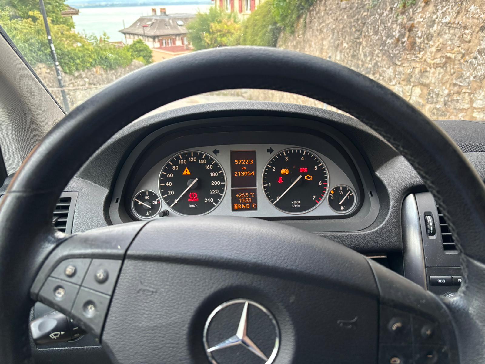 MERCEDES-BENZ B 200 Turbo-image-3