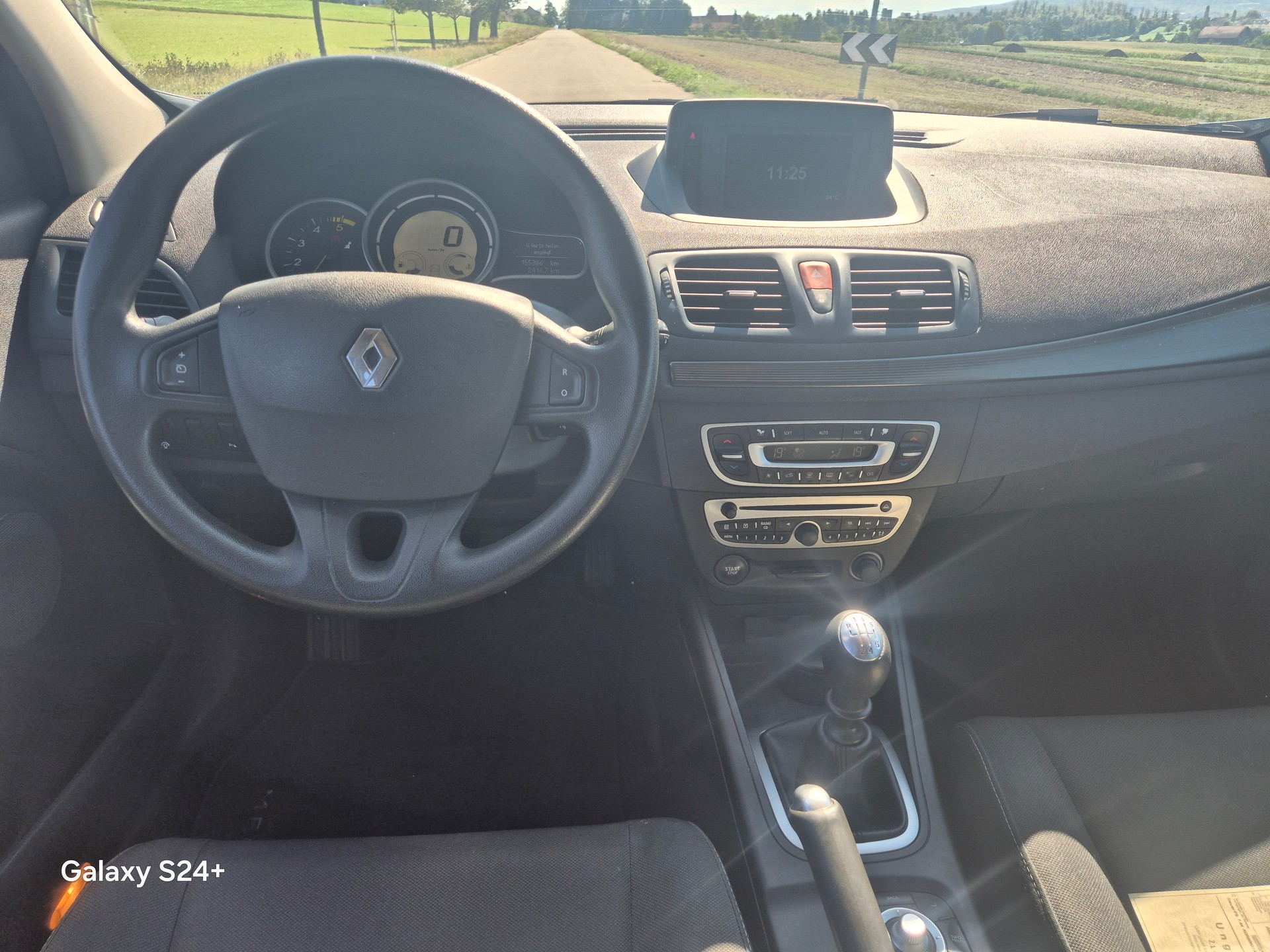 RENAULT Mégane Grandtour 1.5 dCi Expression-image-9