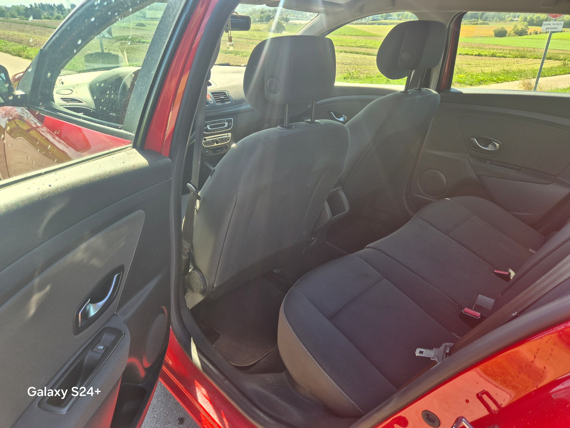 RENAULT Mégane Grandtour 1.5 dCi Expression-image-8