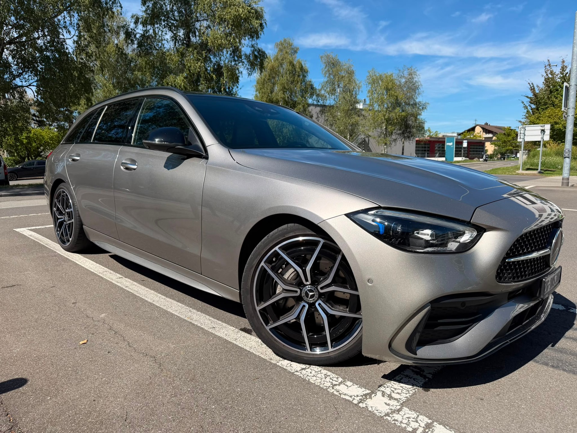 MERCEDES-BENZ C 220 d Swiss Star AMG Line 4matic-image-3