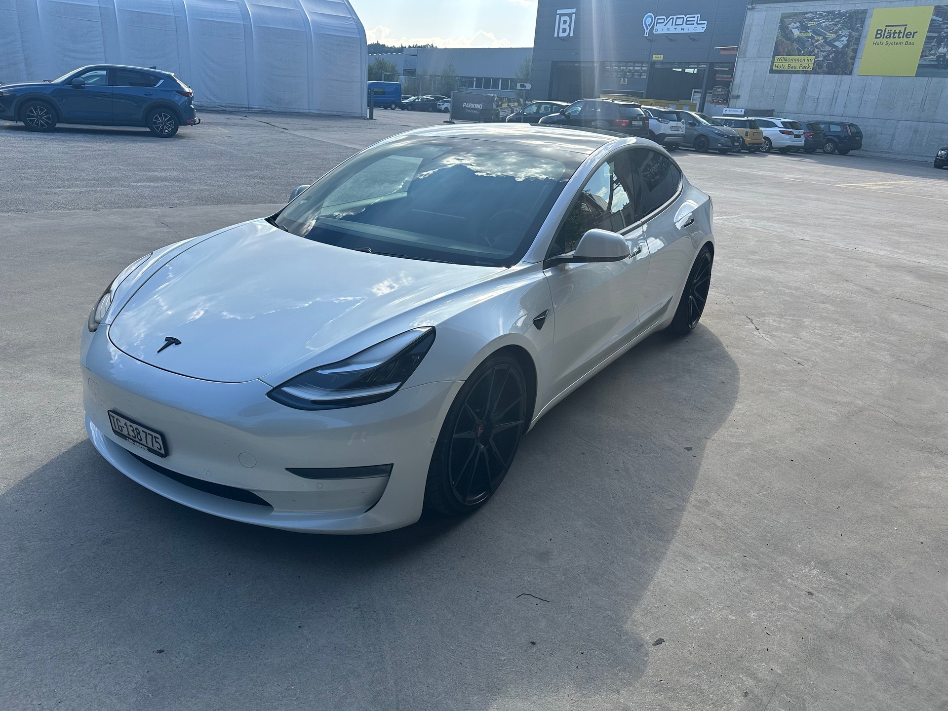 TESLA Model 3 Long Range Dual Motor AWD-image-5
