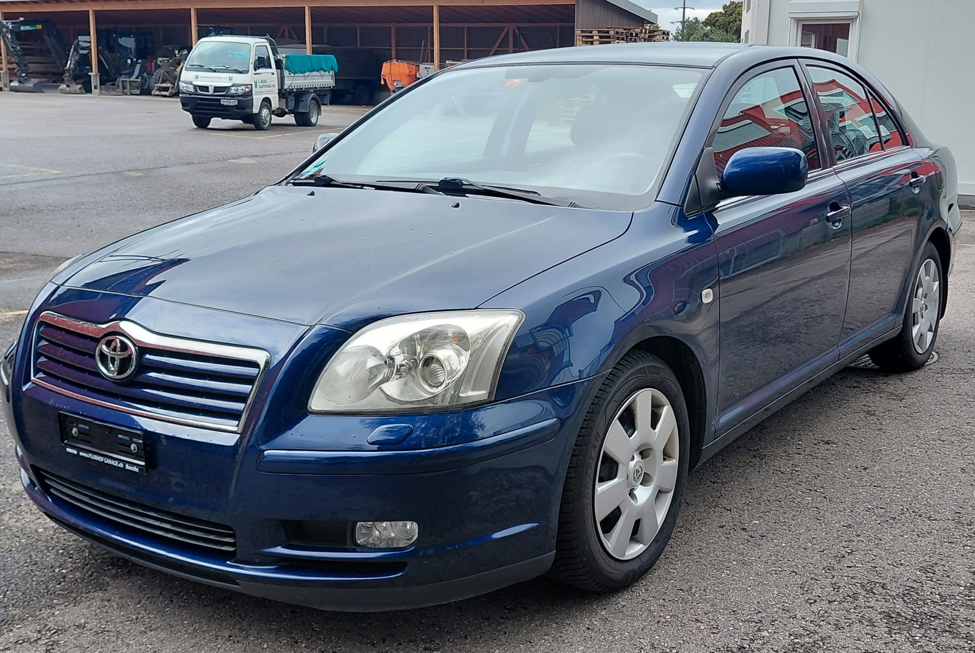 TOYOTA Avensis 1.8 Linea Luna limousine-image-2