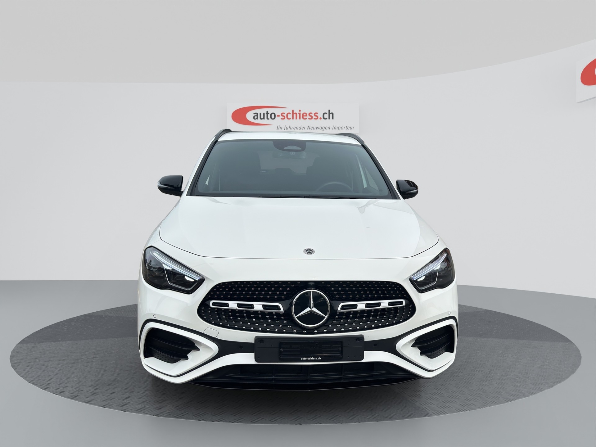 MERCEDES-BENZ GLA 200 d 8G-DCT AMG Line Night-image-1