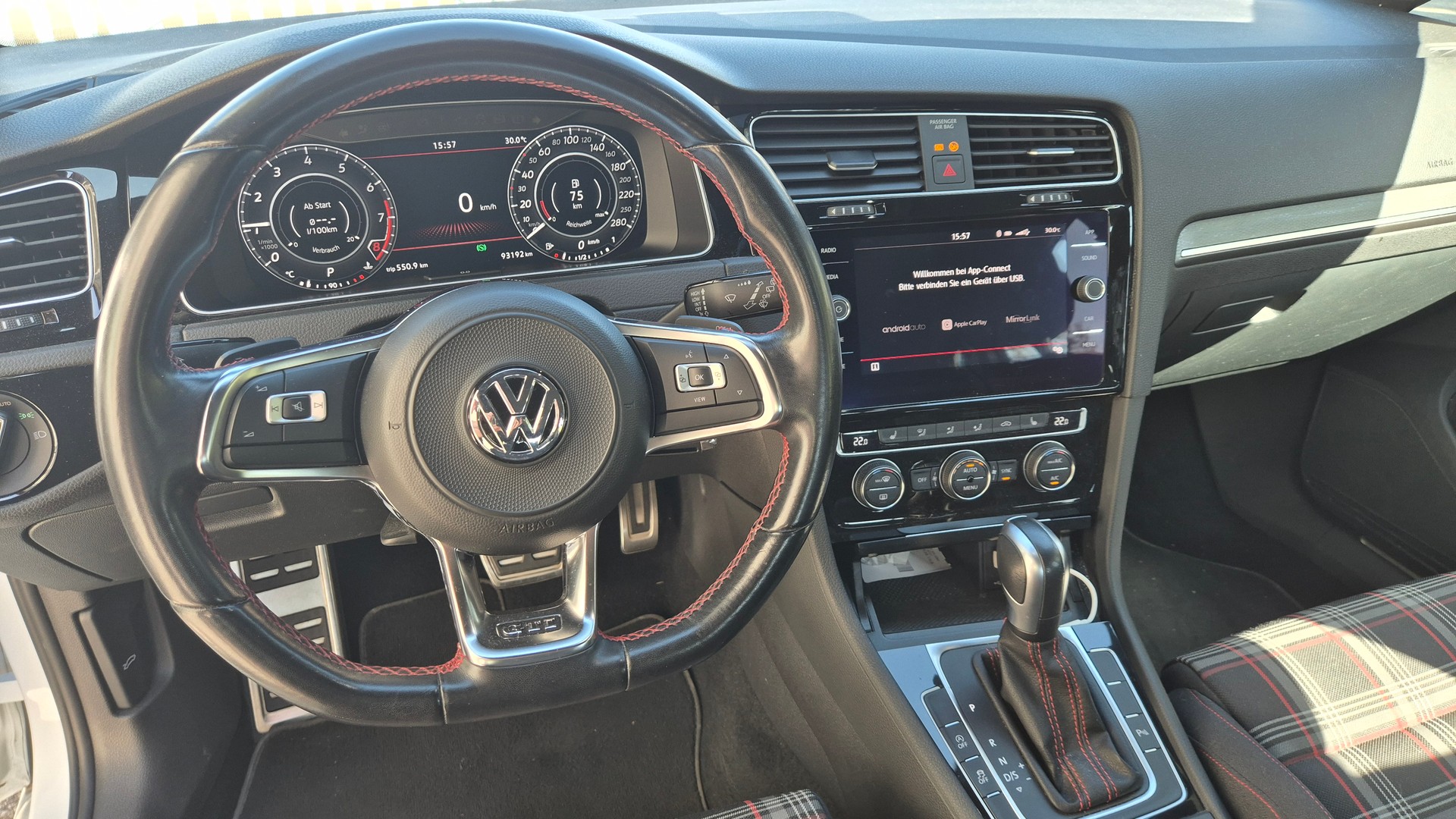 VW Golf GTI Performance-image-4