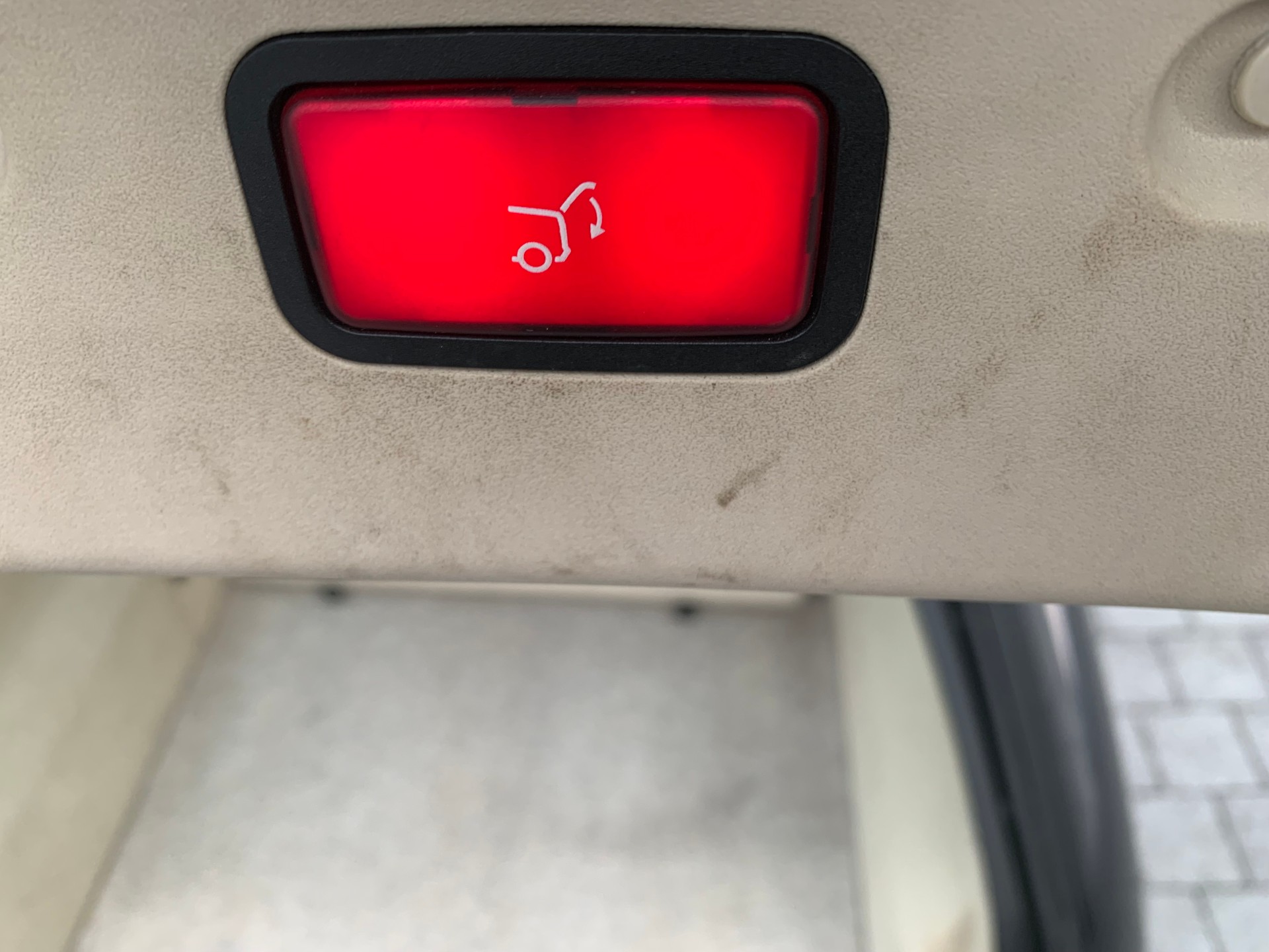 MERCEDES-BENZ E 320 Avantgarde Automatic-image-7