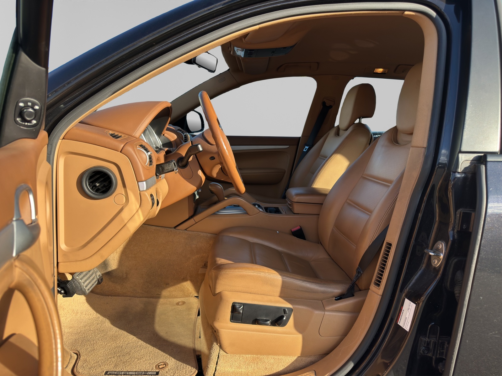 PORSCHE Cayenne S-image-8