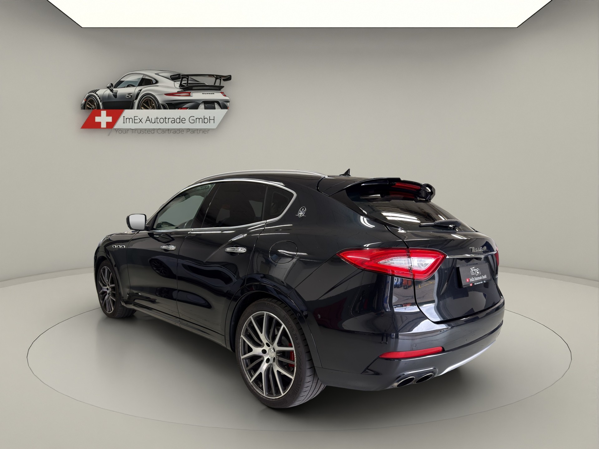 MASERATI Levante S 3.0 V6 Automatica-image-1