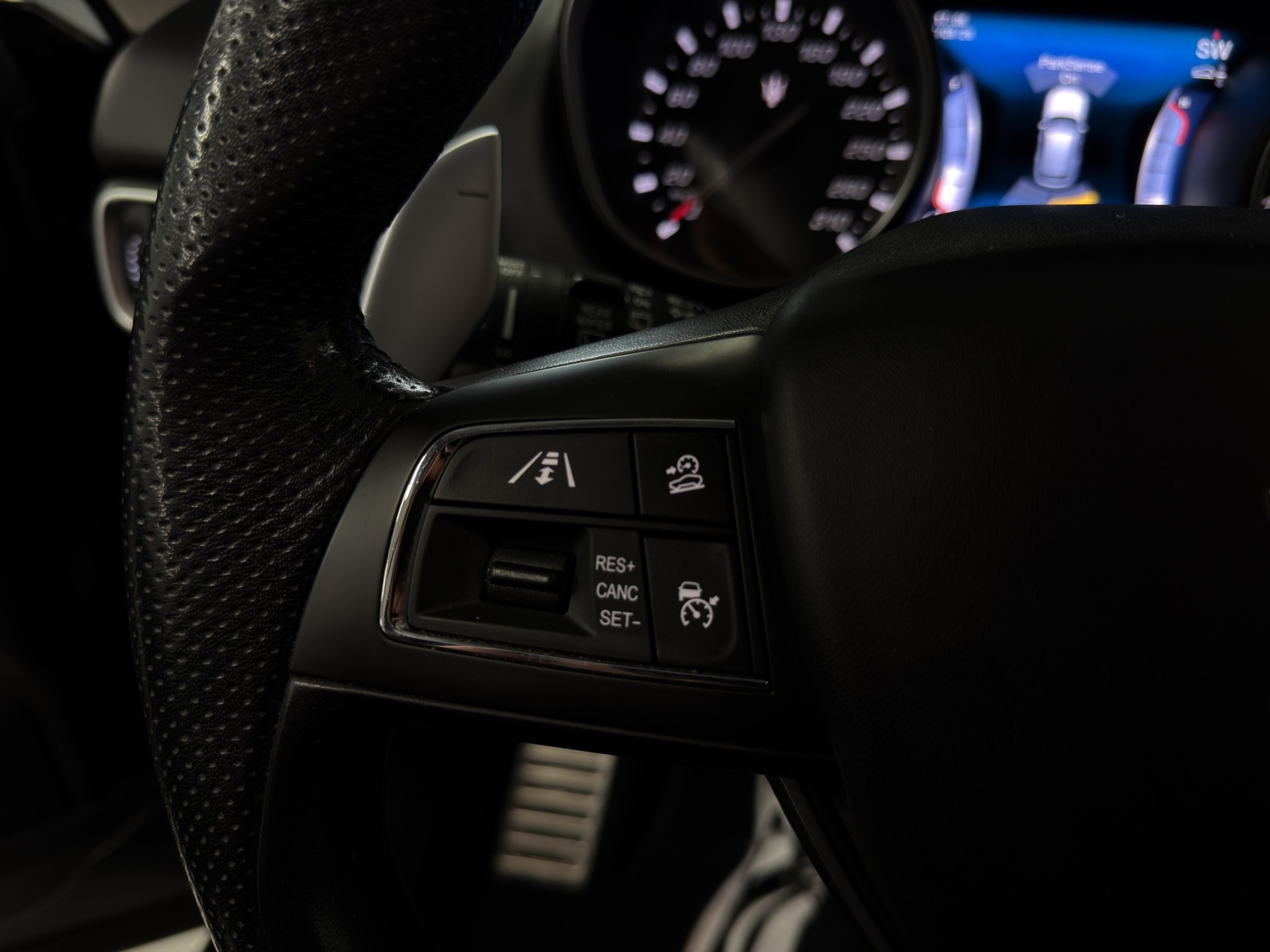 MASERATI Levante S 3.0 V6 Automatica-image-9