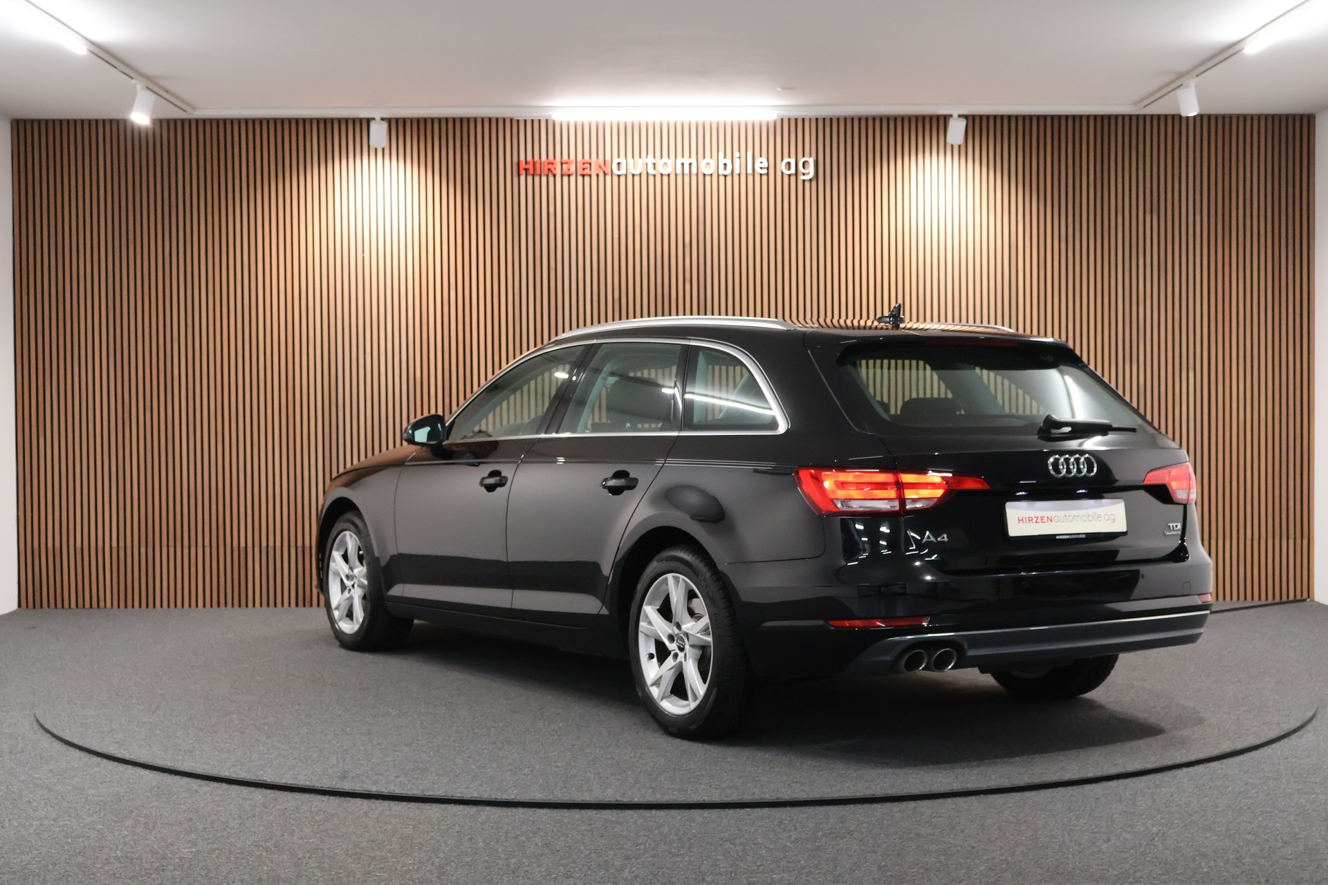 AUDI A4 Avant 2.0 TDI Sport quattro S-tronic-image-2