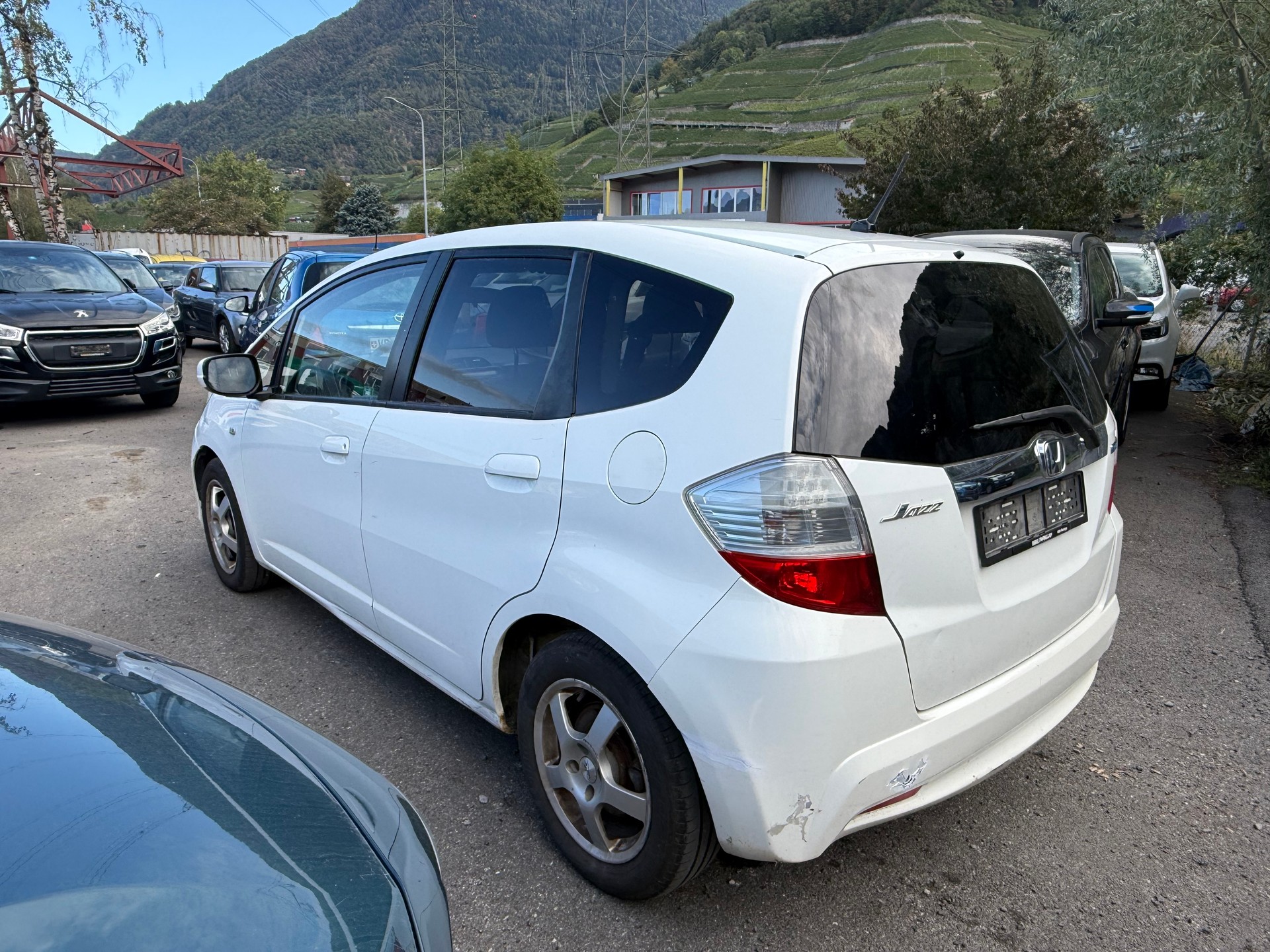 HONDA Jazz 1.3i Hybrid Exclusive CVT-image-3