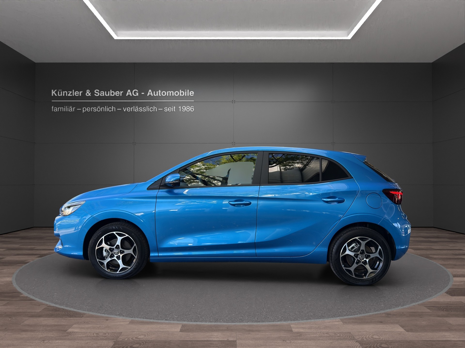 MG 3 1.5 Hybrid Luxury Aut. Modell 2026-showroom-element-1