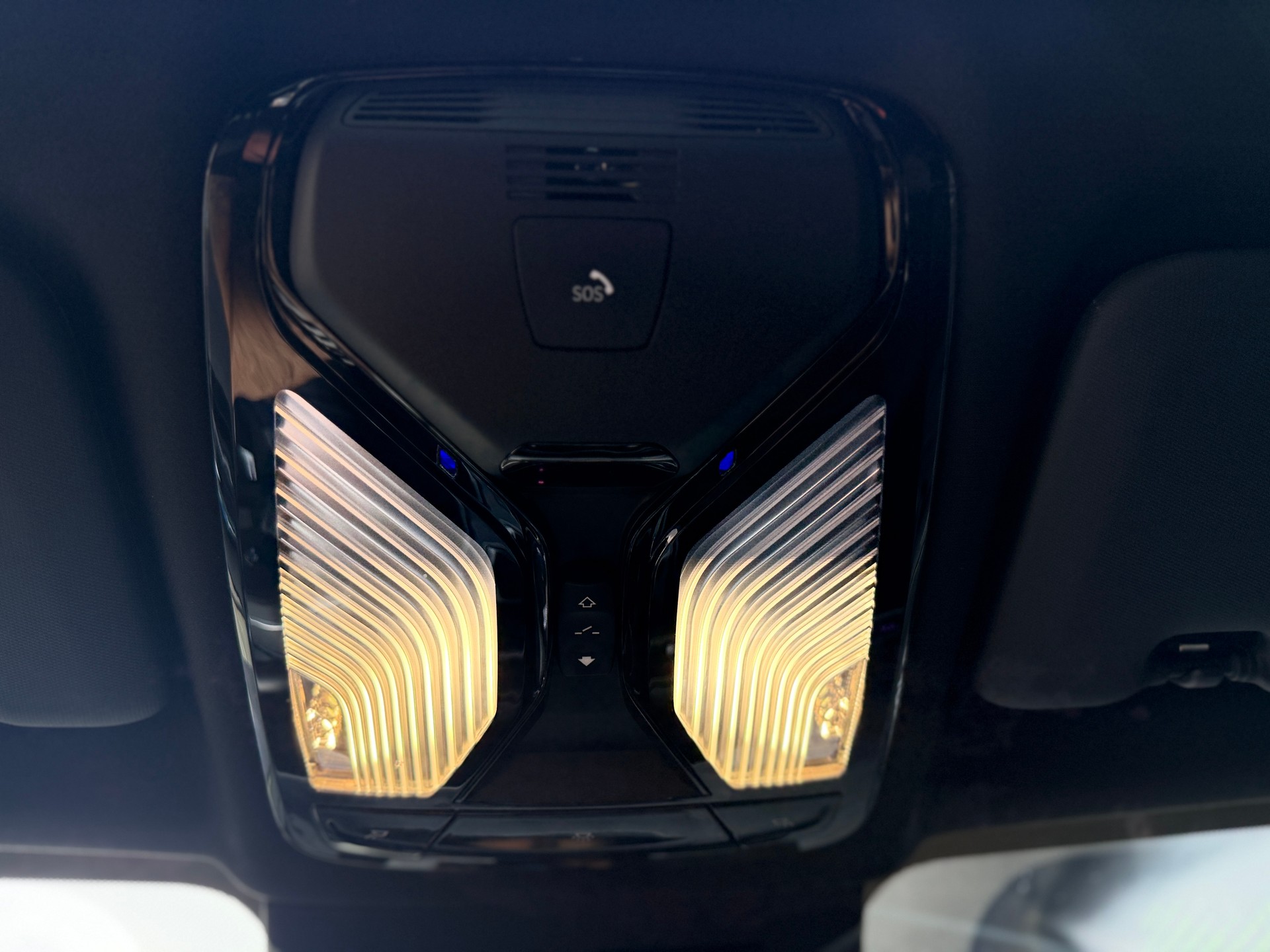 BMW X5 xDrive 48V 30d M Sport Pro Steptronic-image-17