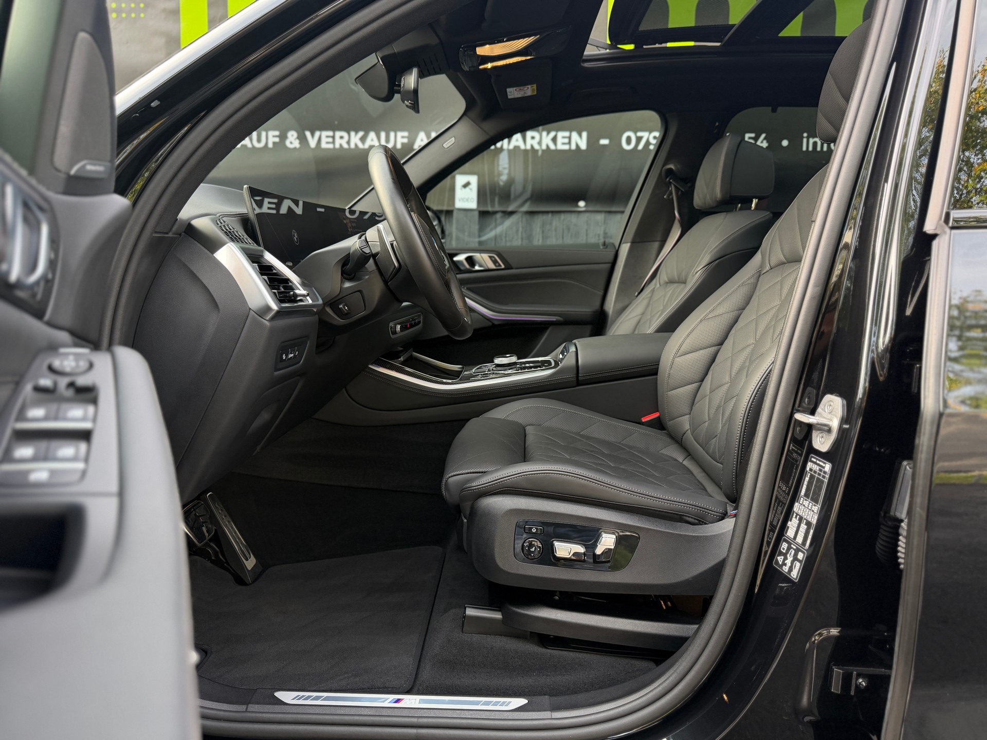 BMW X5 xDrive 48V 30d M Sport Pro Steptronic-image-12