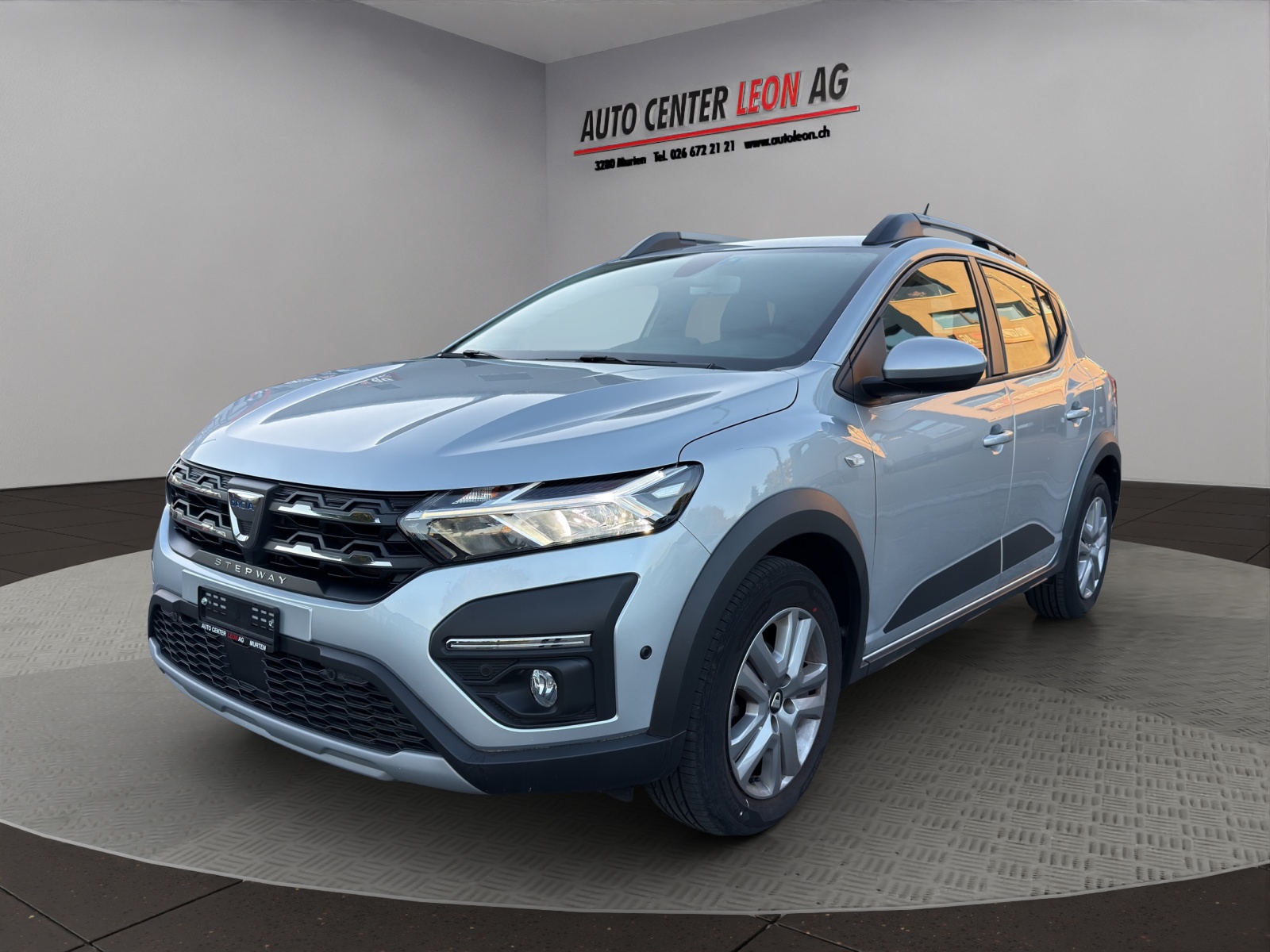 DACIA Sandero Stepway TCe 90 Comfort-image-1