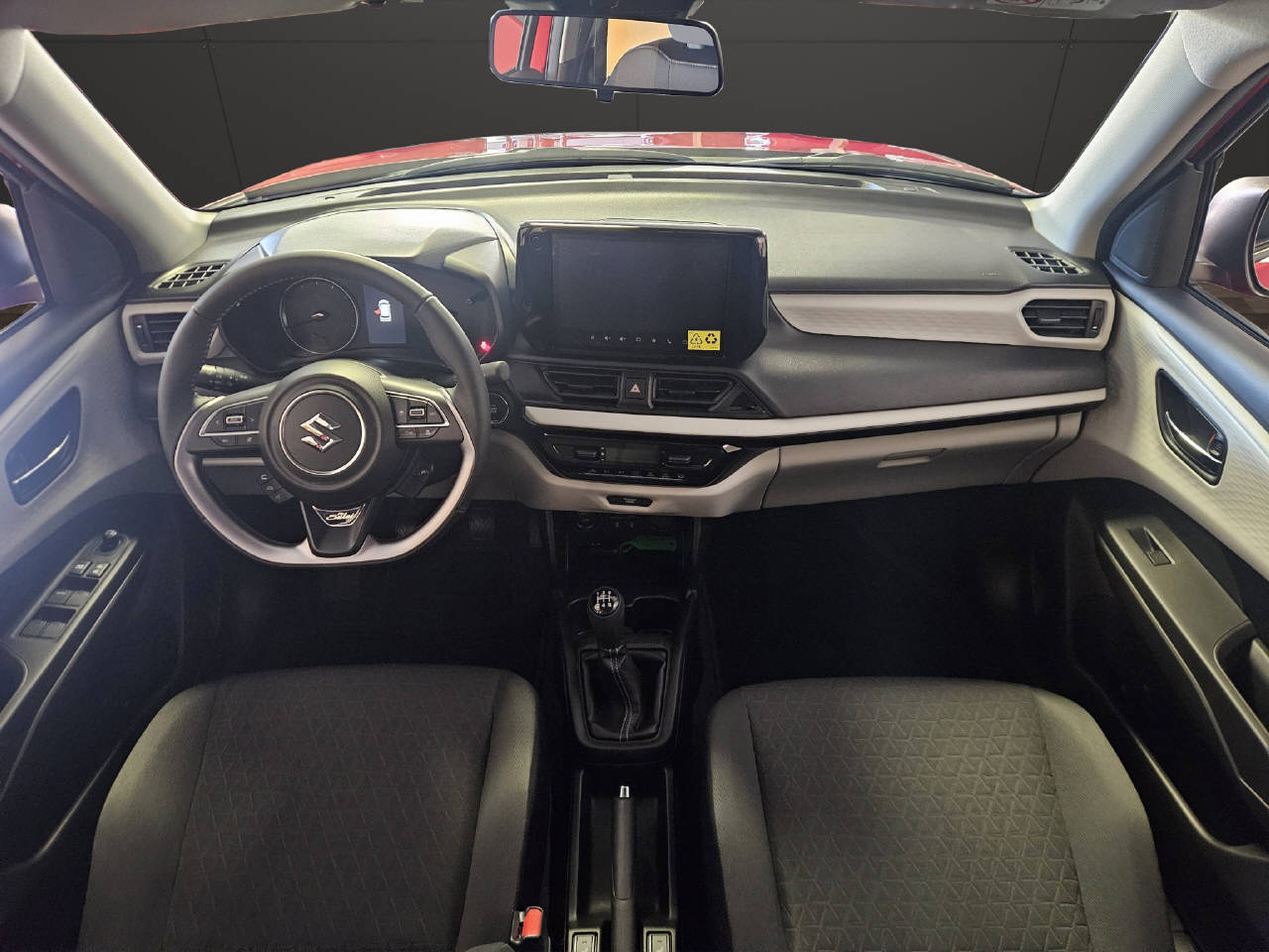 SUZUKI Swift 1.2 Piz Sulai Hybrid 4x4-image-4
