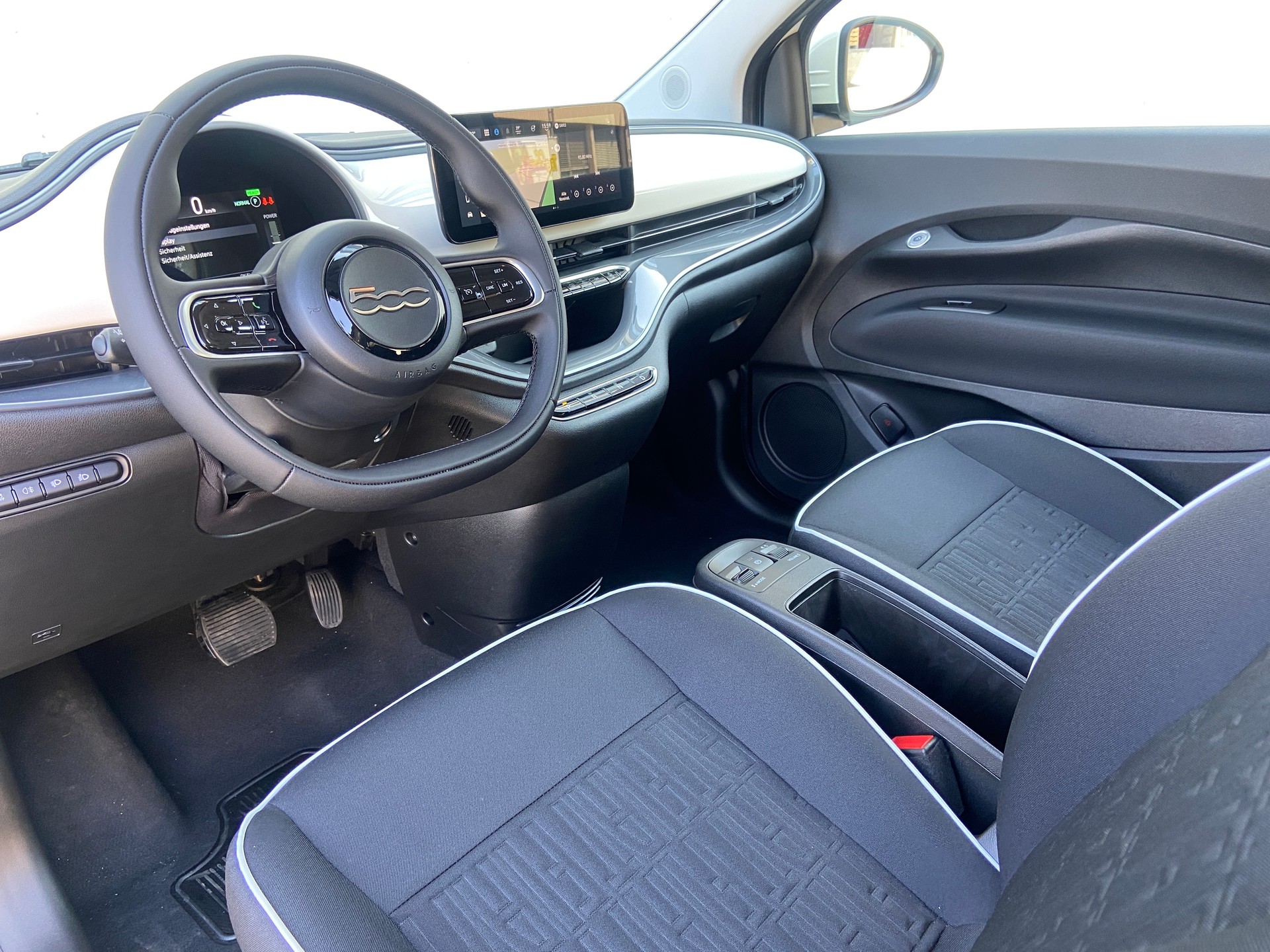 FIAT 500 electric 118PS Vita-image-3