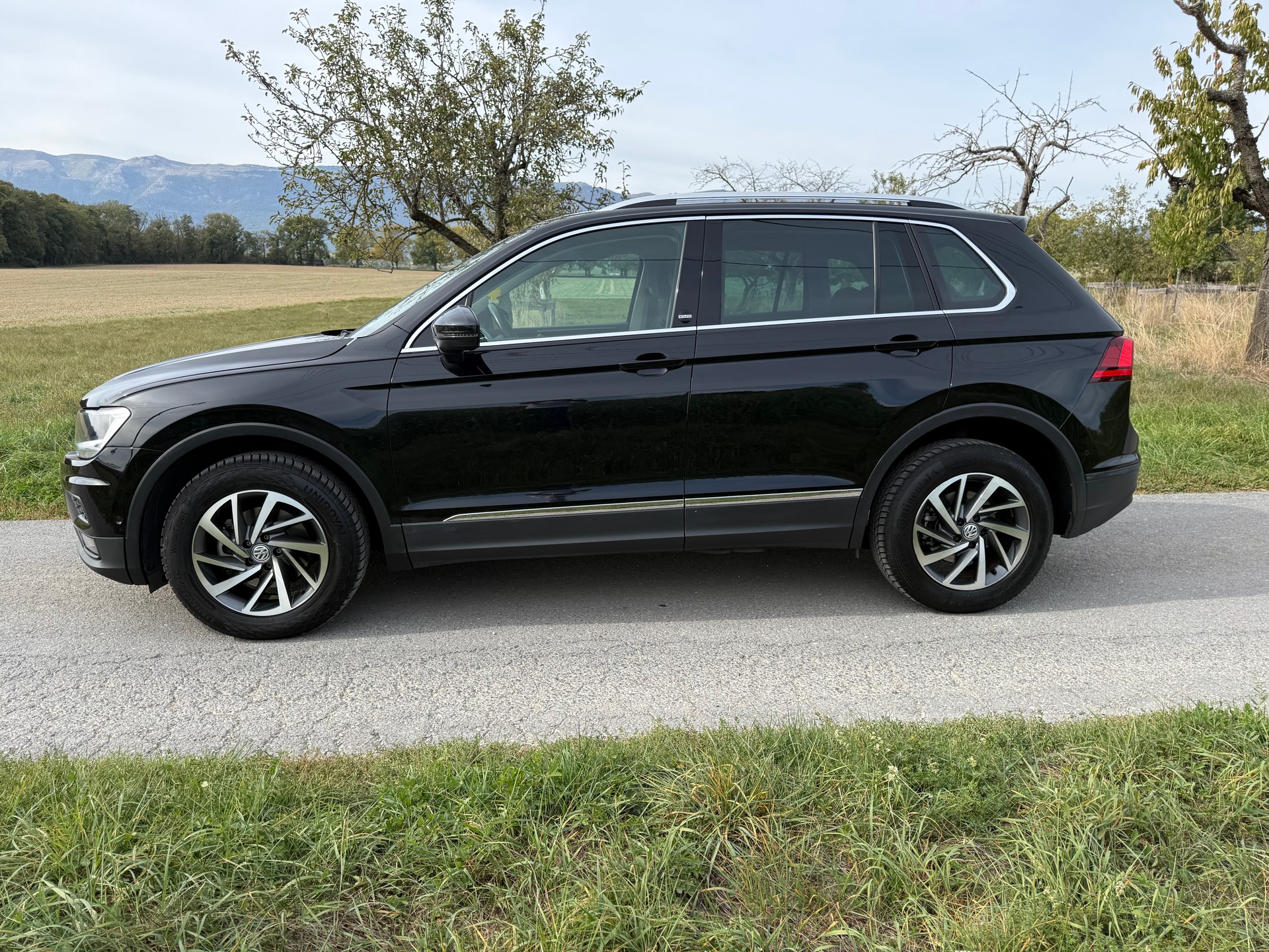 VW Tiguan 1.4TSI ACT Sound 4Motion-image-5
