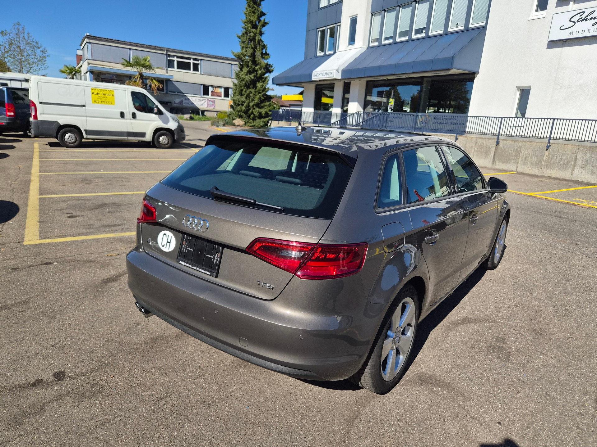 AUDI A3 Sportback 1.4 TFSI Ambition-image-1