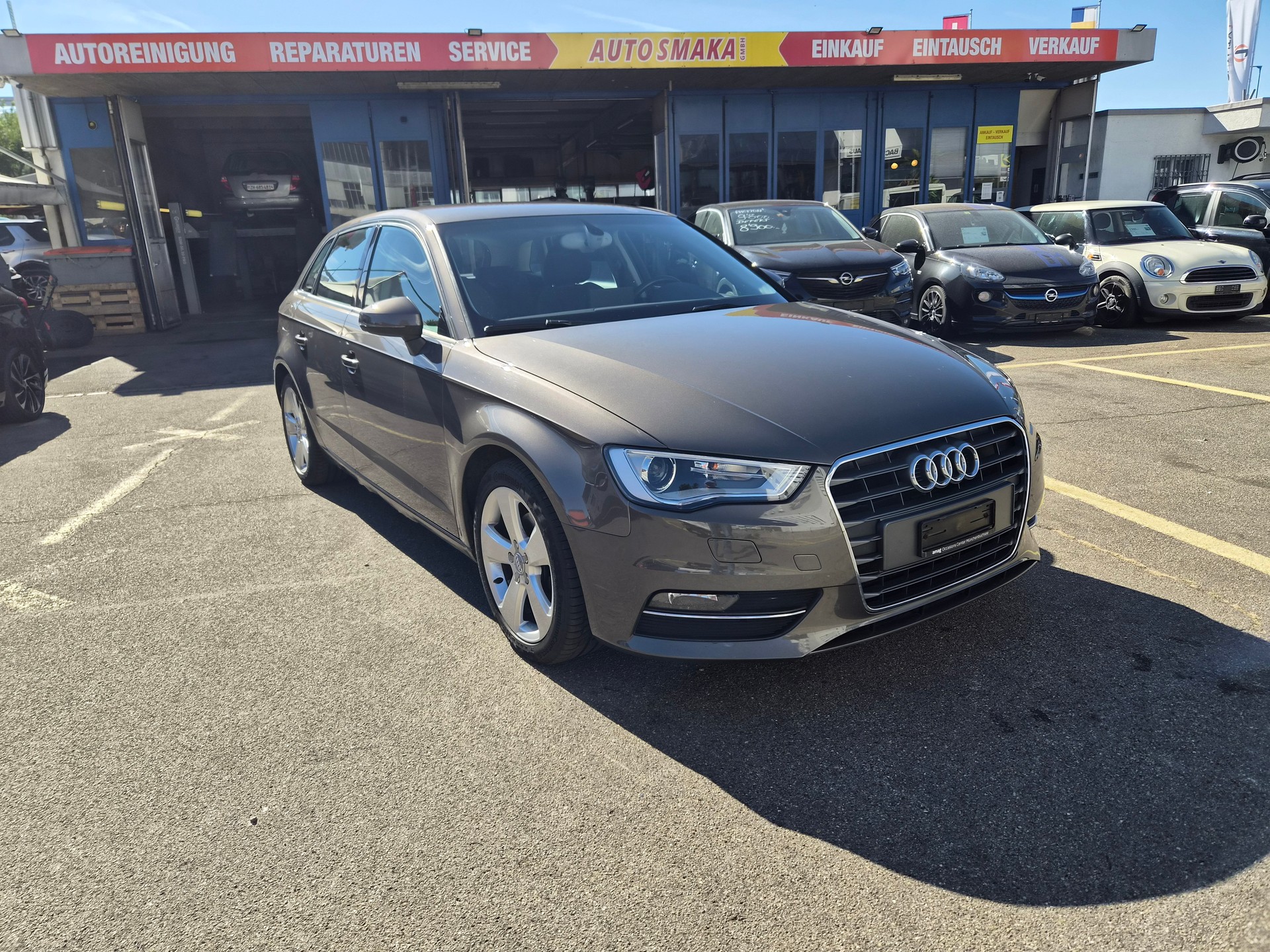 AUDI A3 Sportback 1.4 TFSI Ambition-image-0