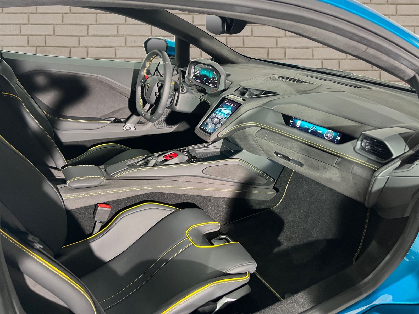LAMBORGHINI Temerario HPEV-image-12