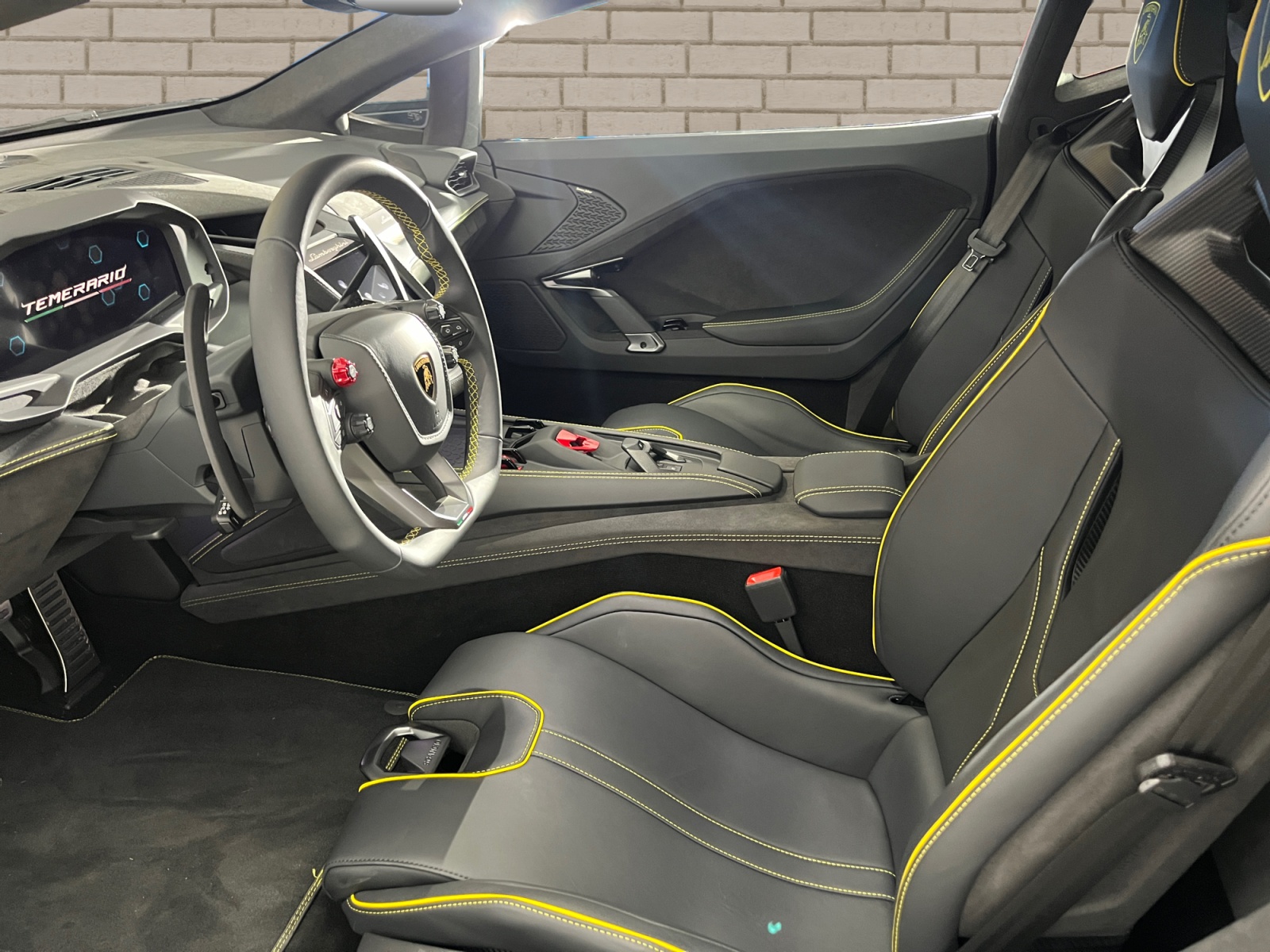 LAMBORGHINI Temerario HPEV-image-5