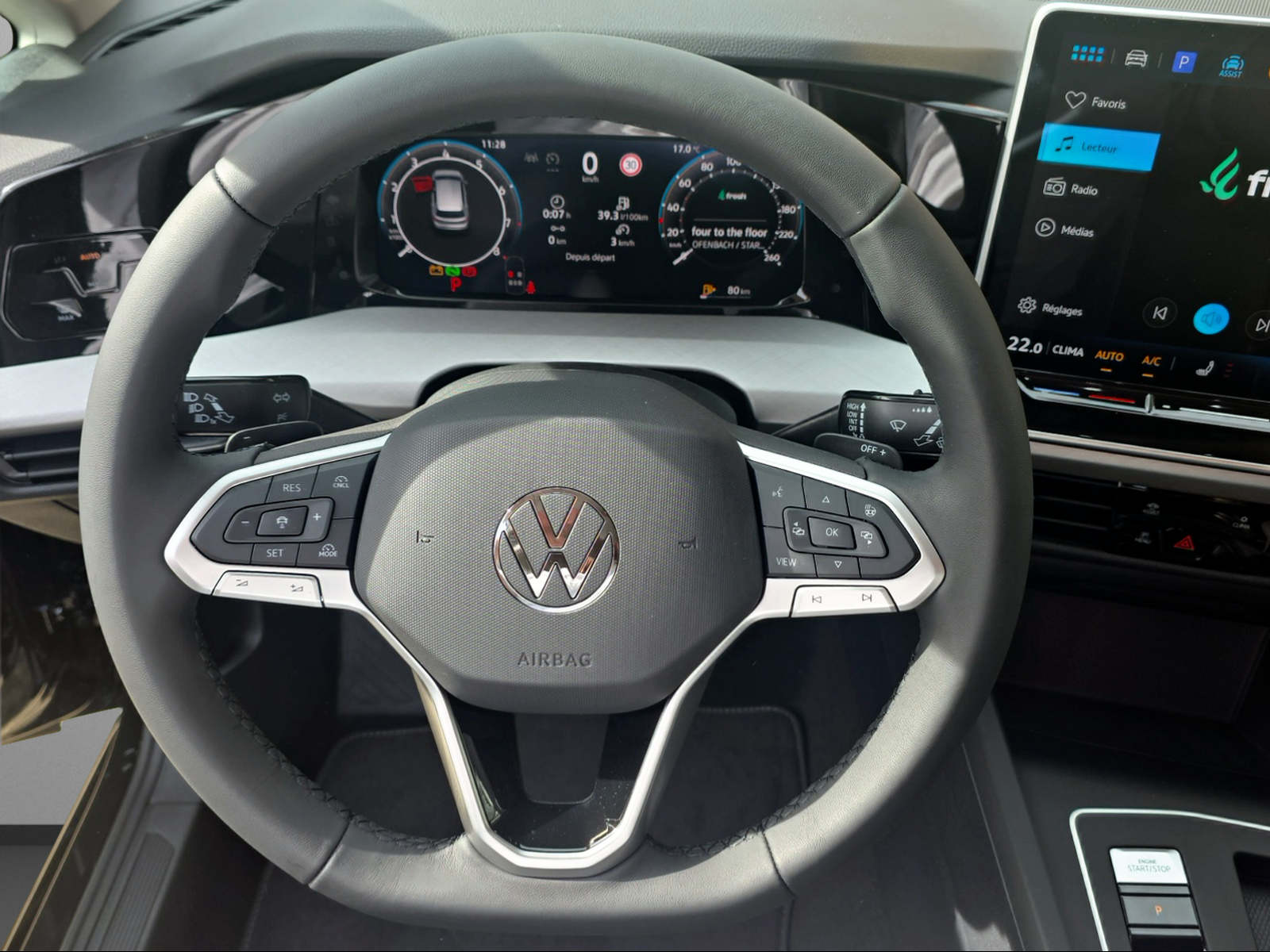 VW Golf 1.5 e TSI mHEV Value DSG-image-7