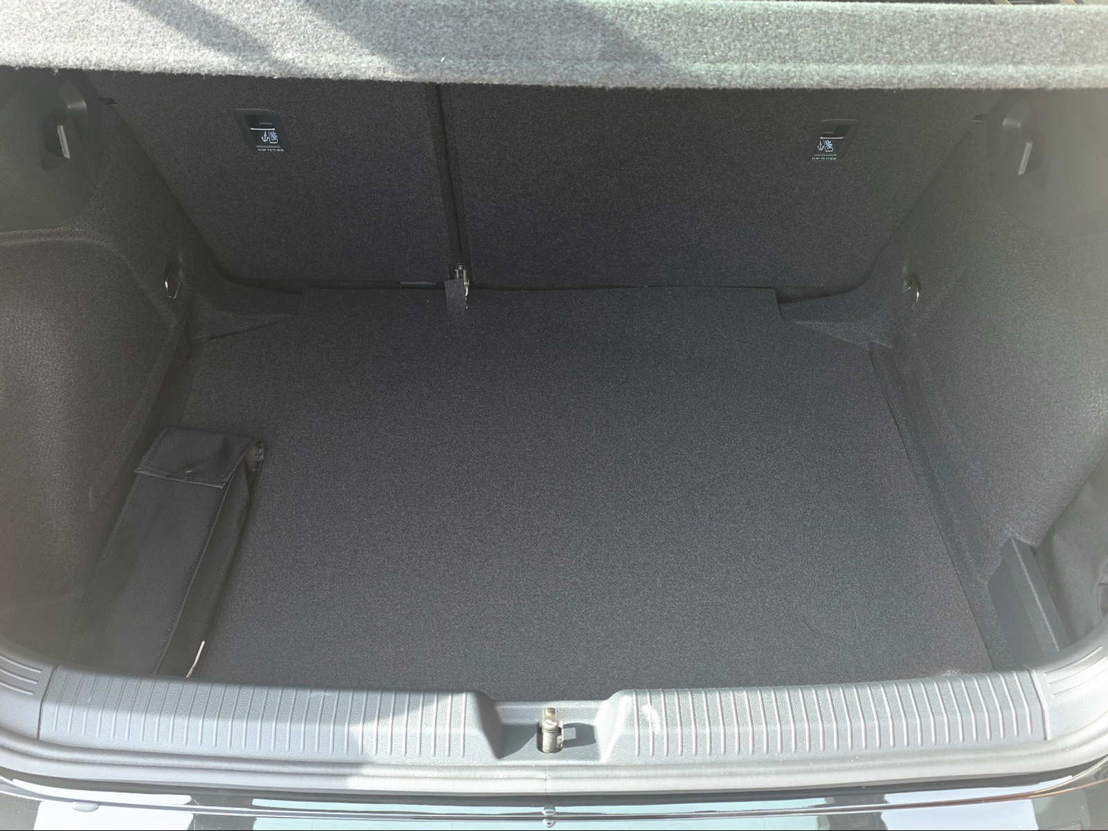 VW Golf 1.5 e TSI mHEV Value DSG-image-13