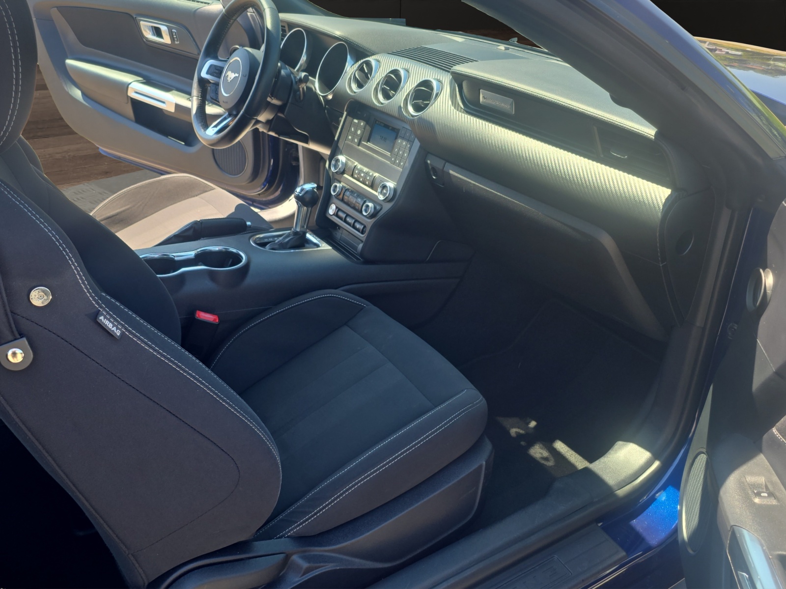 FORD Mustang 2.3 EcoB-image-14